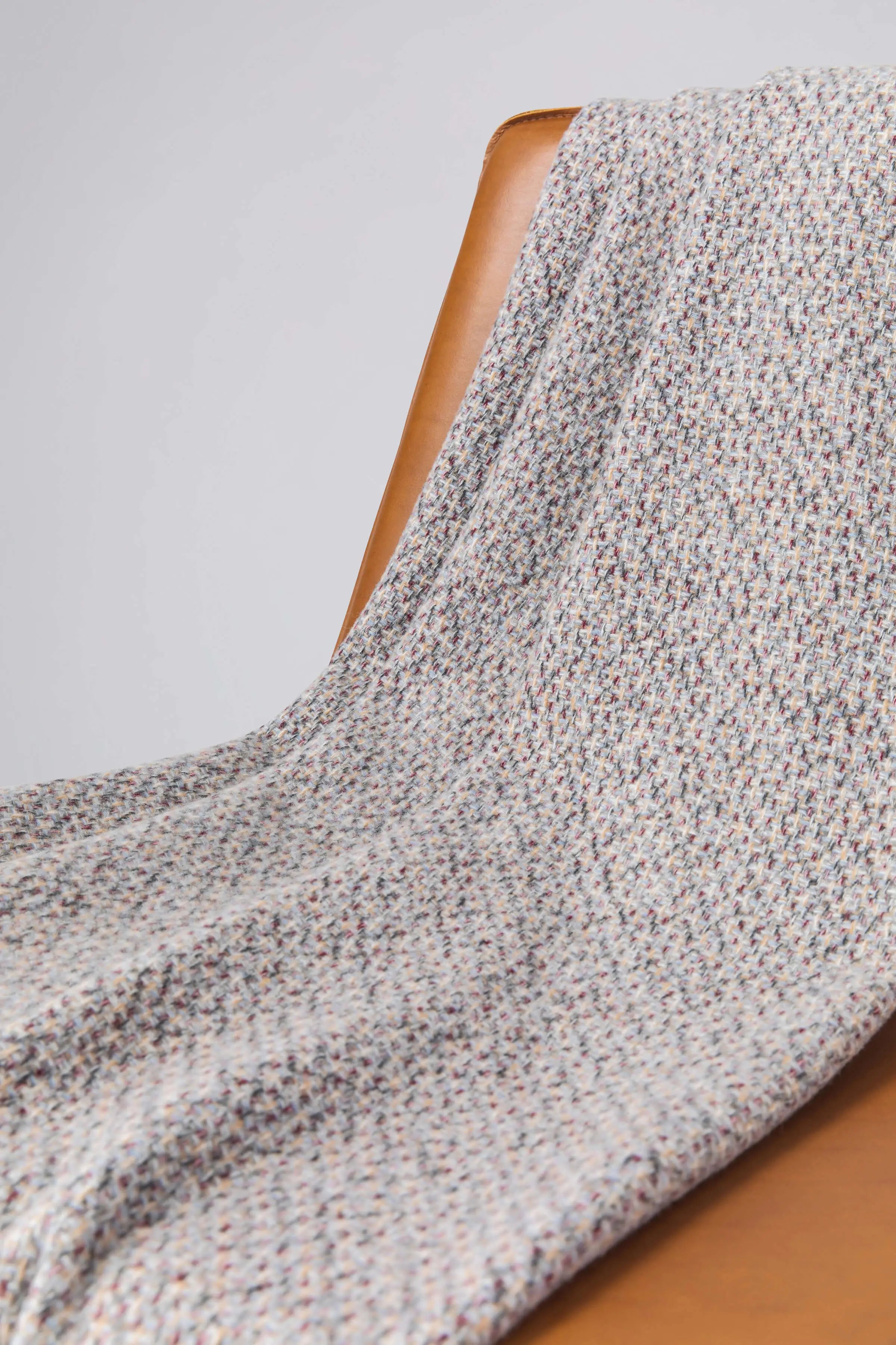 Johnstons of Elgin - Tweed Texture Natural Throw