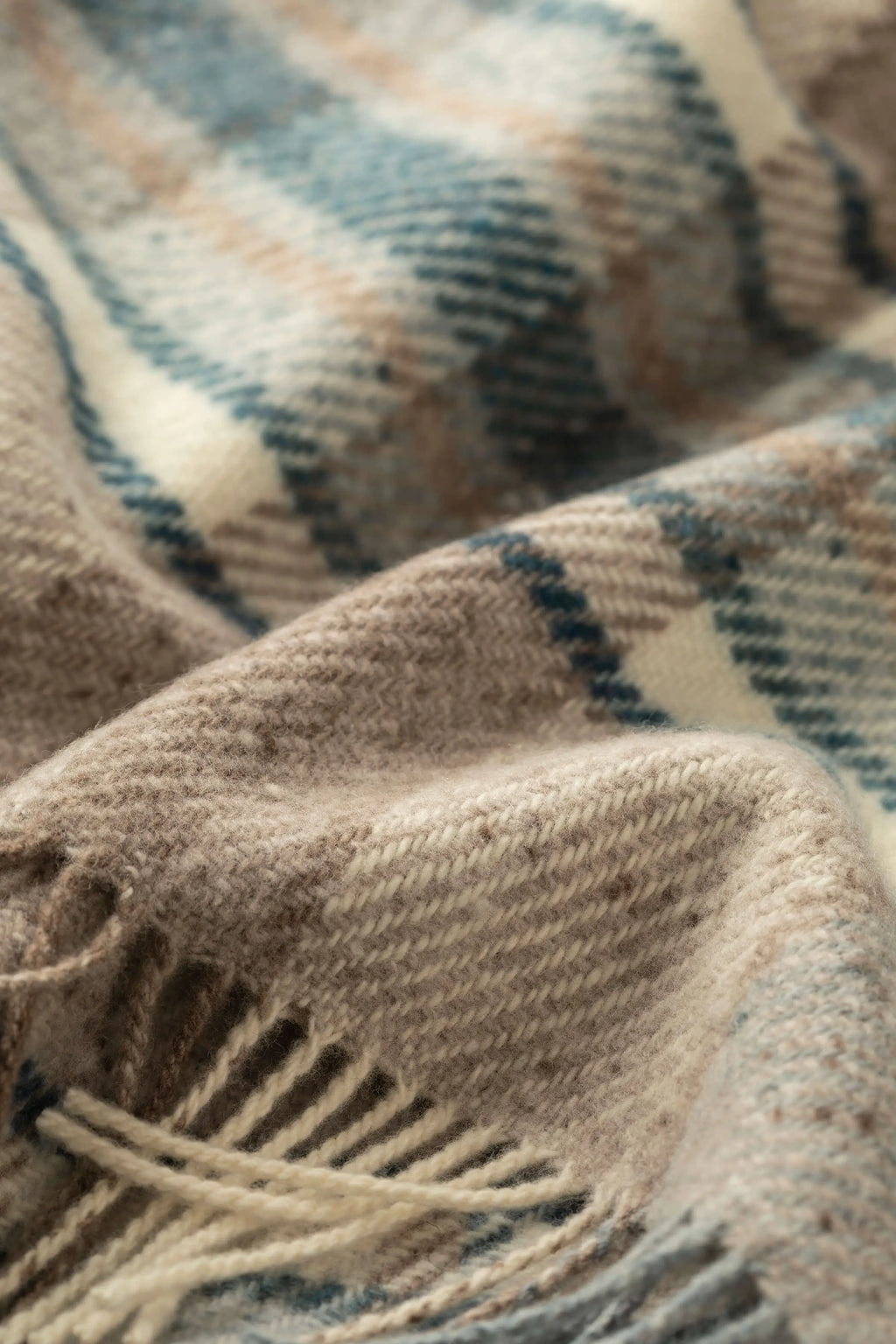 Johnstons of Elgin - Donegal Check Bed Blue Throw
