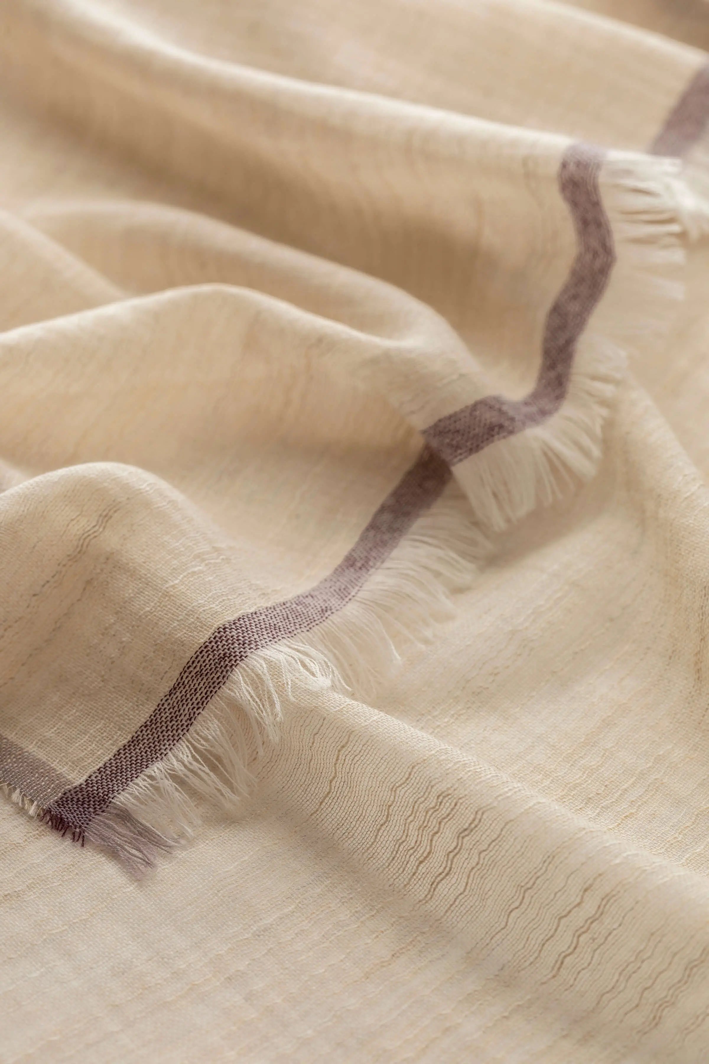 Johnstons of Elgin - Colour Border Natural Lightweight Scarf
