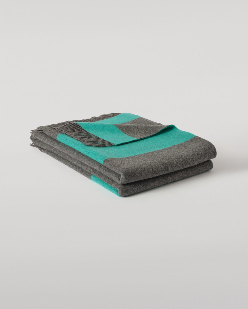 Johnstons of Elgin - Grey & Green Stripe Throw