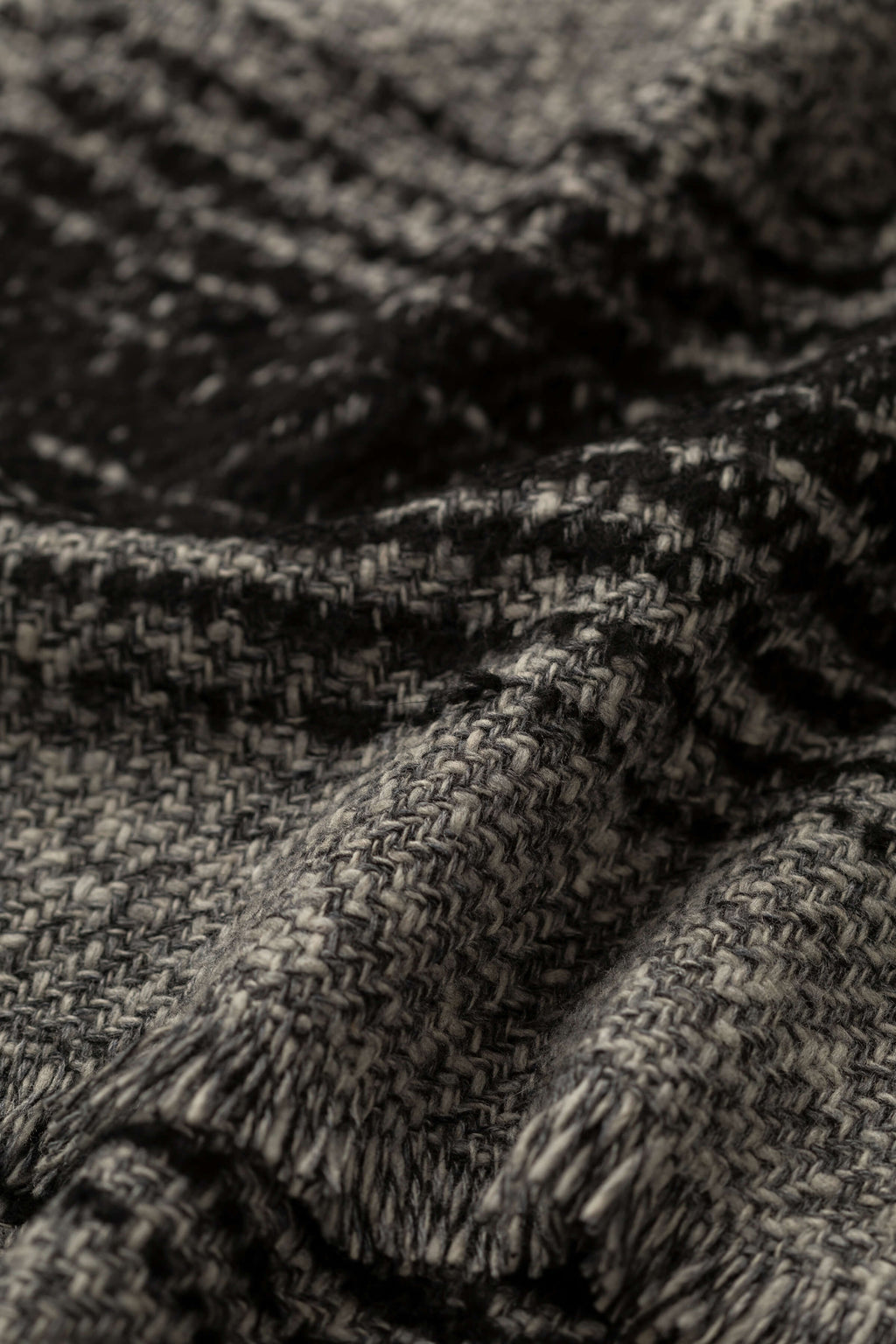 Johnstons of Elgin - Textural Ombré Scarf