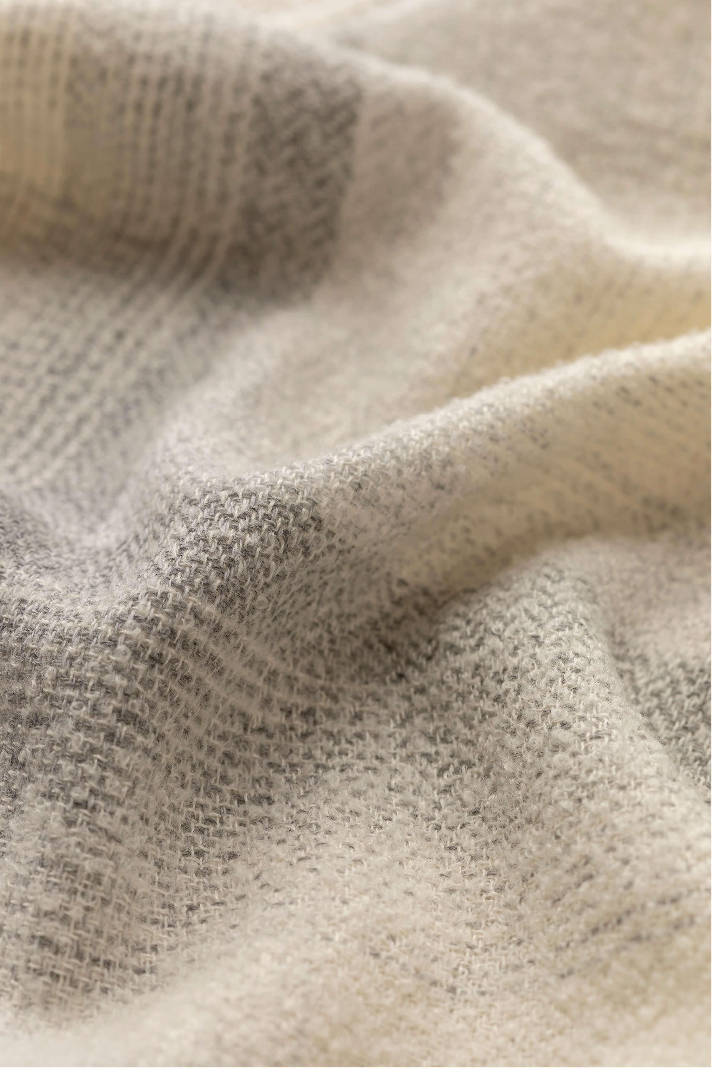 Johnstons of Elgin - Blurred Bouclé White Scarf