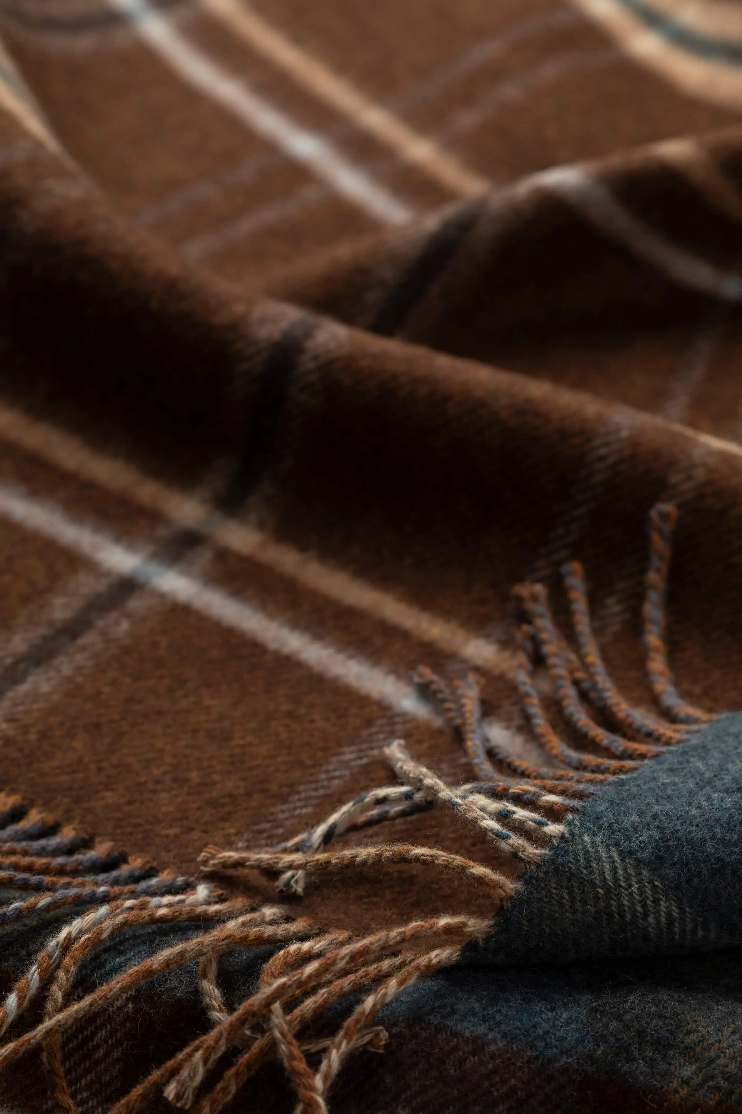 Johnstons of Elgin - Double Face Lambswool Throw in Heather Blue & Brown Check