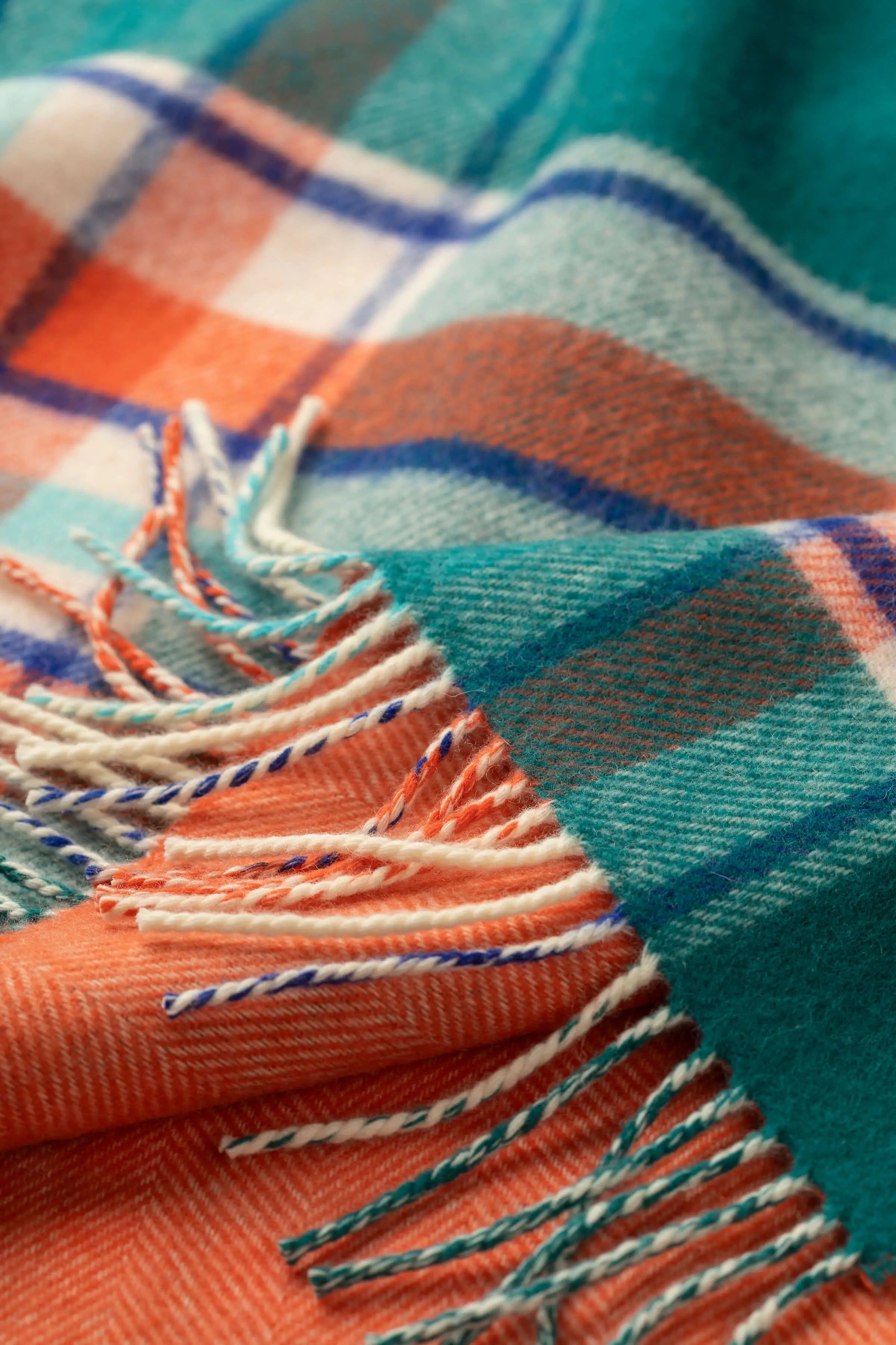 Johnstons of Elgin - Vibrant Reversible Lambswool Throw in Check & Herringbone
