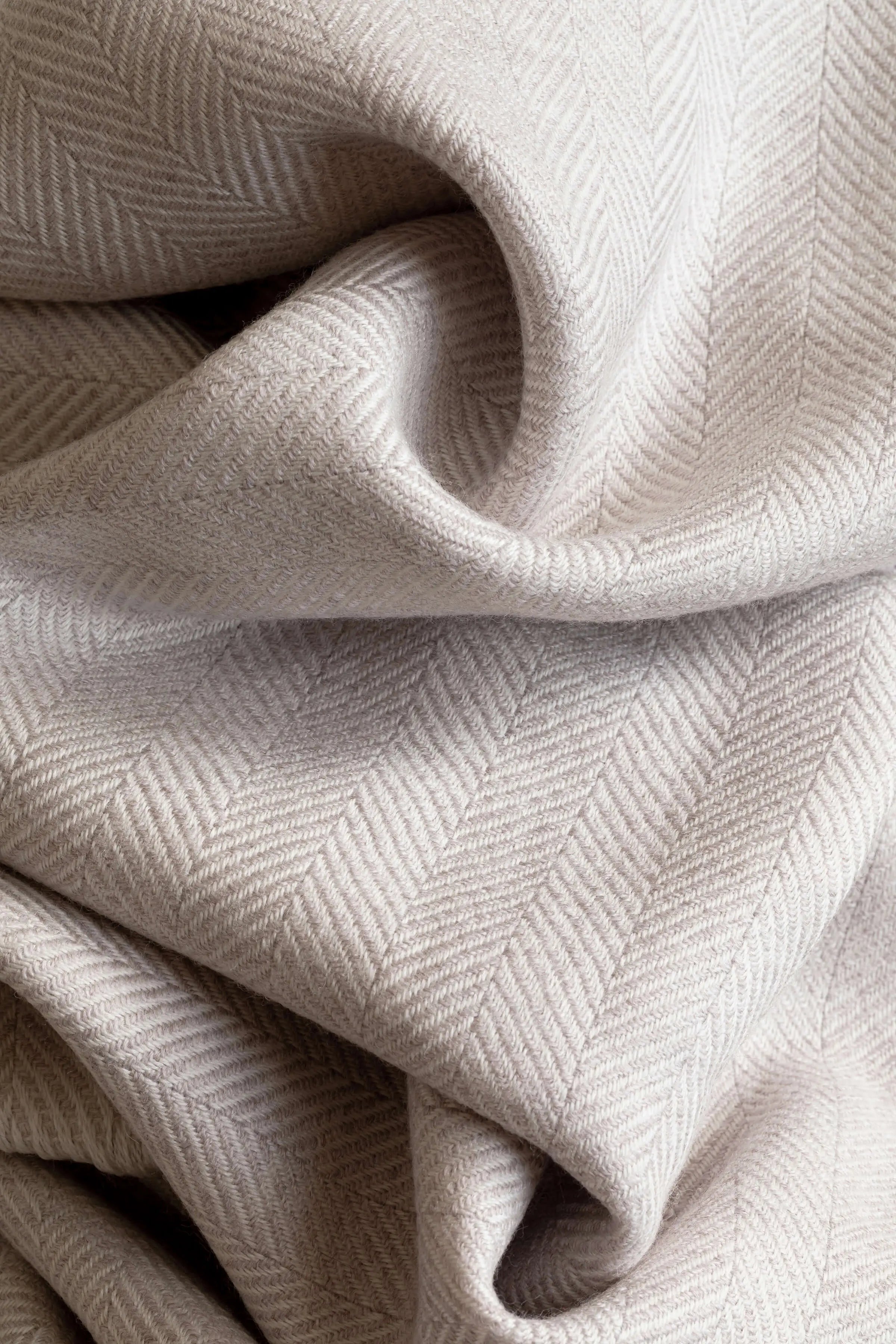 Johnstons of Elgin - Herringbone Merino Bed Throw in Silver Birch