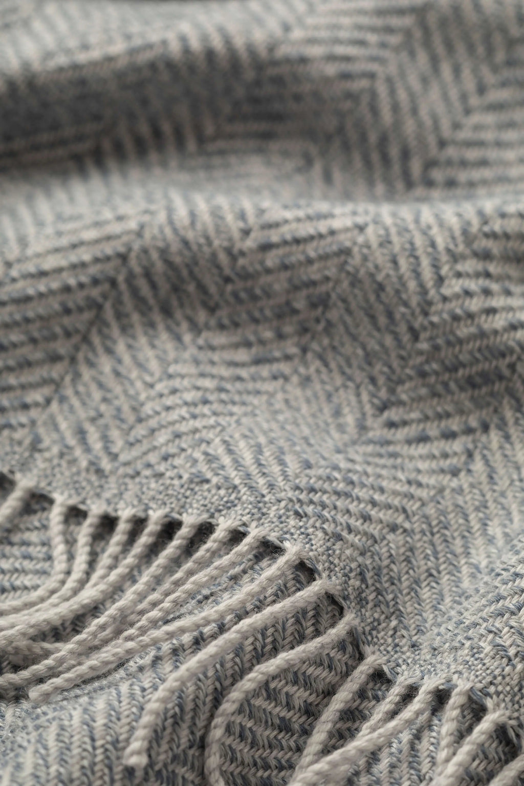 Johnstons of Elgin - Texture Herringbone Merino Throw in Grey