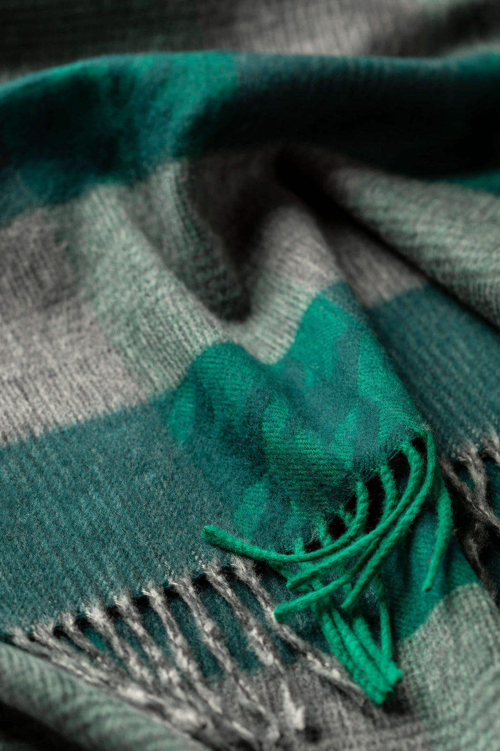 Johnstons of Elgin - Green Highgrove Heritage Scarf