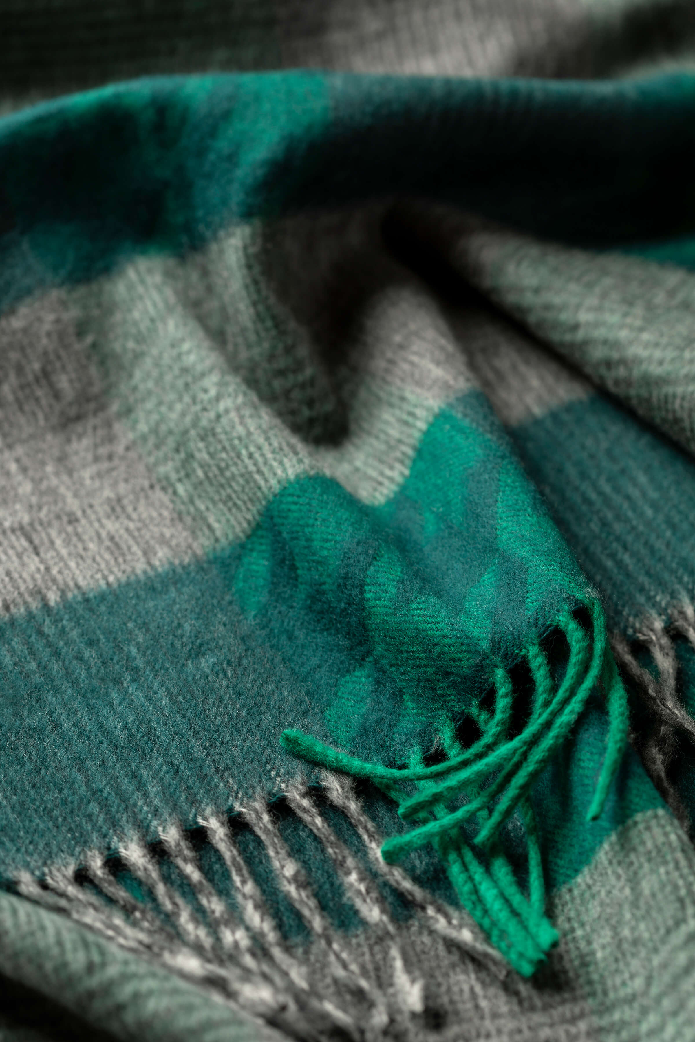 Johnstons of Elgin - Green Highgrove Heritage Scarf