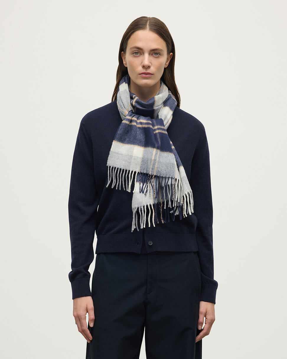 Johnstons of Elgin - Silver Bannockbane Tartan Merino Scarf