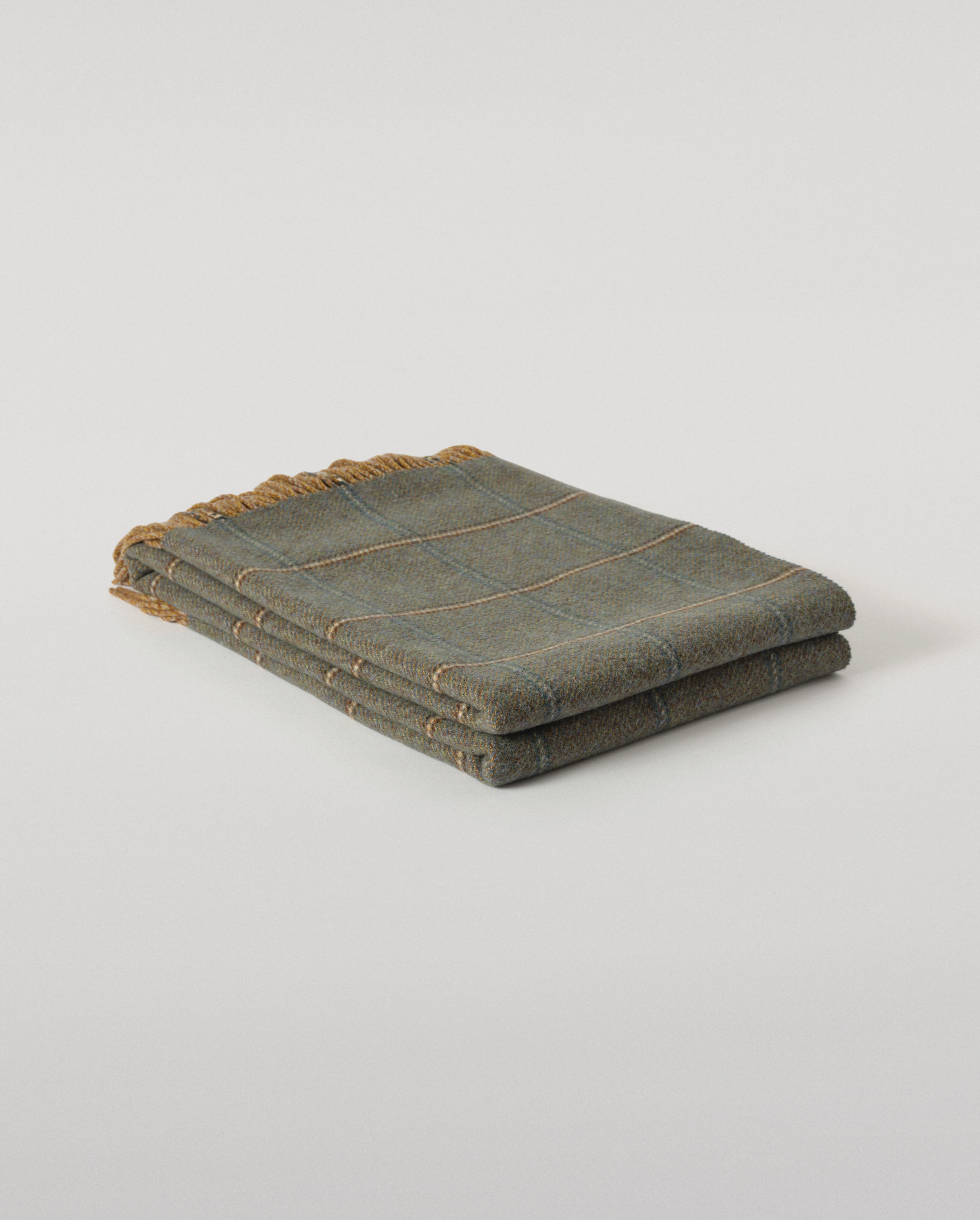 Johnstons of Elgin - Tweed Green Wool Throw