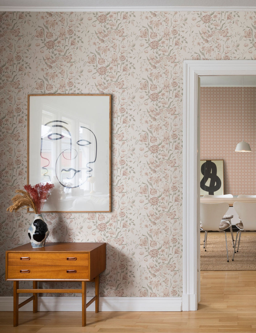 Lulu and Georgia - Scalamandre Karins Buckett Wallpaper by Sandberg