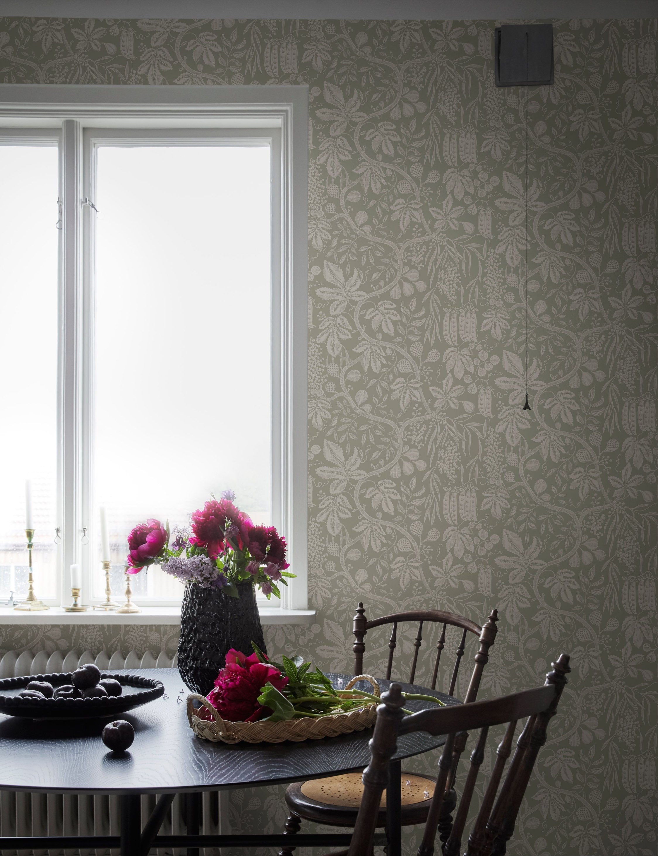 Lulu and Georgia - Fig Garden Wallpaper by Scalamandre