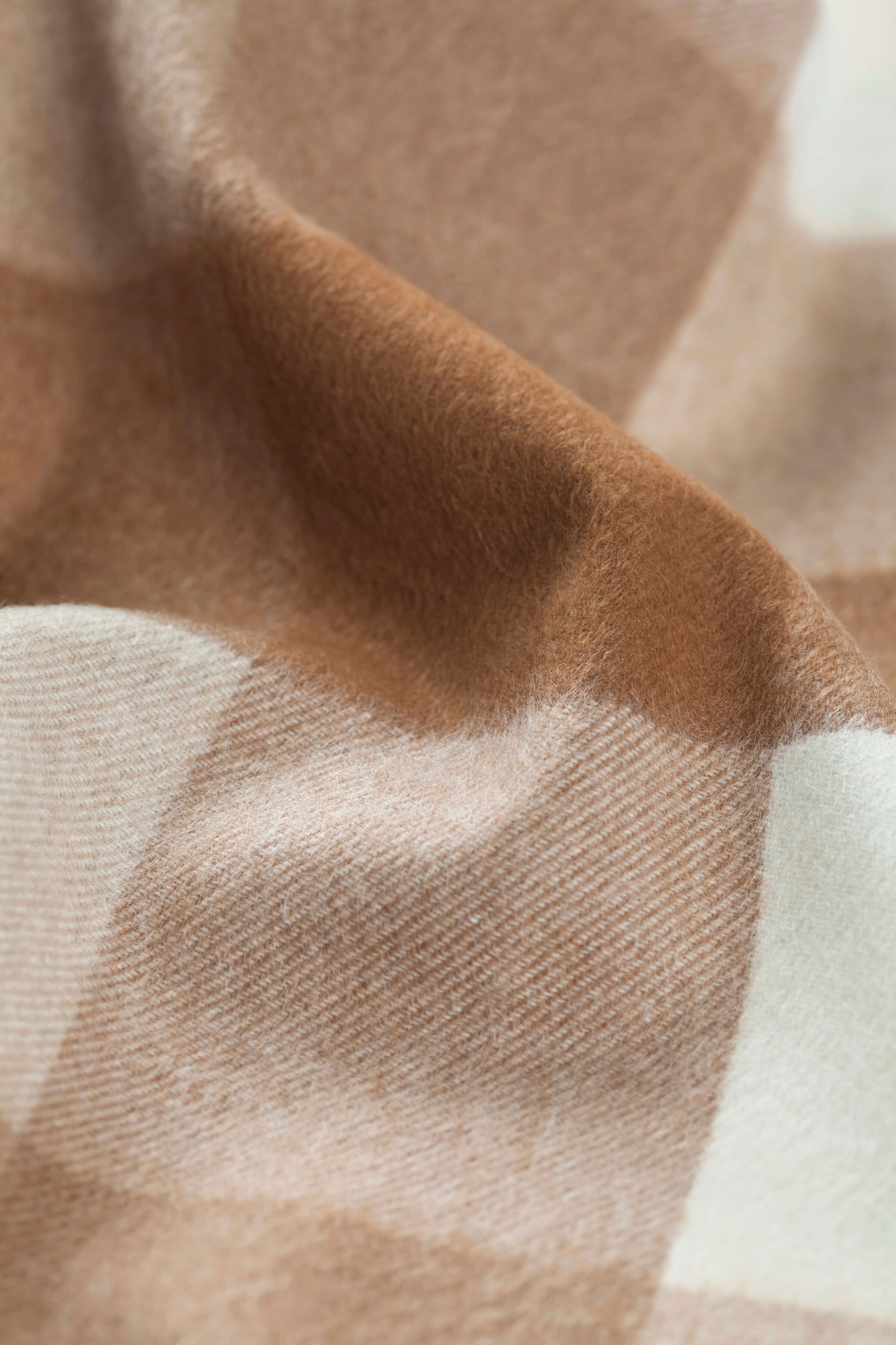 Johnstons of Elgin - Block Check Cashmere & Vicuña Scarf
