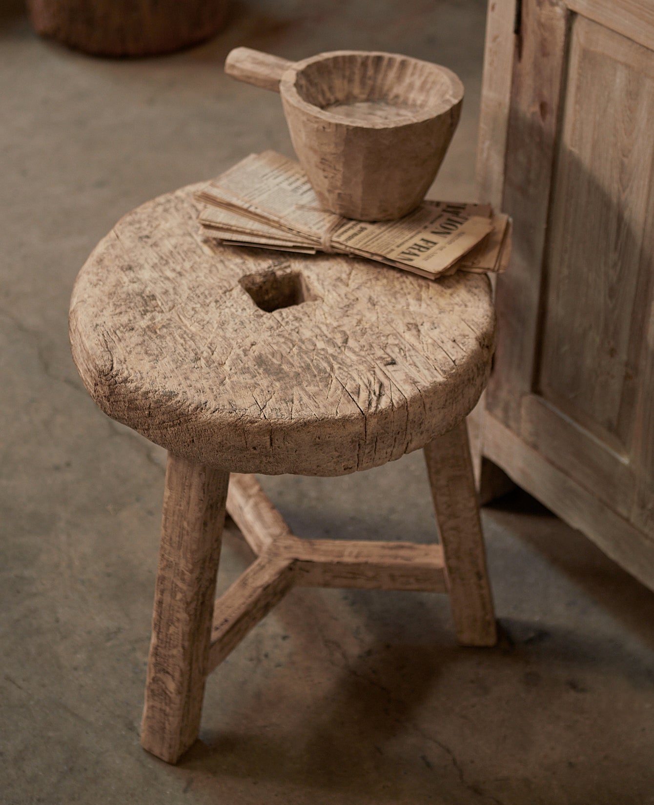 Olive Ateliers - Wheel Side Table