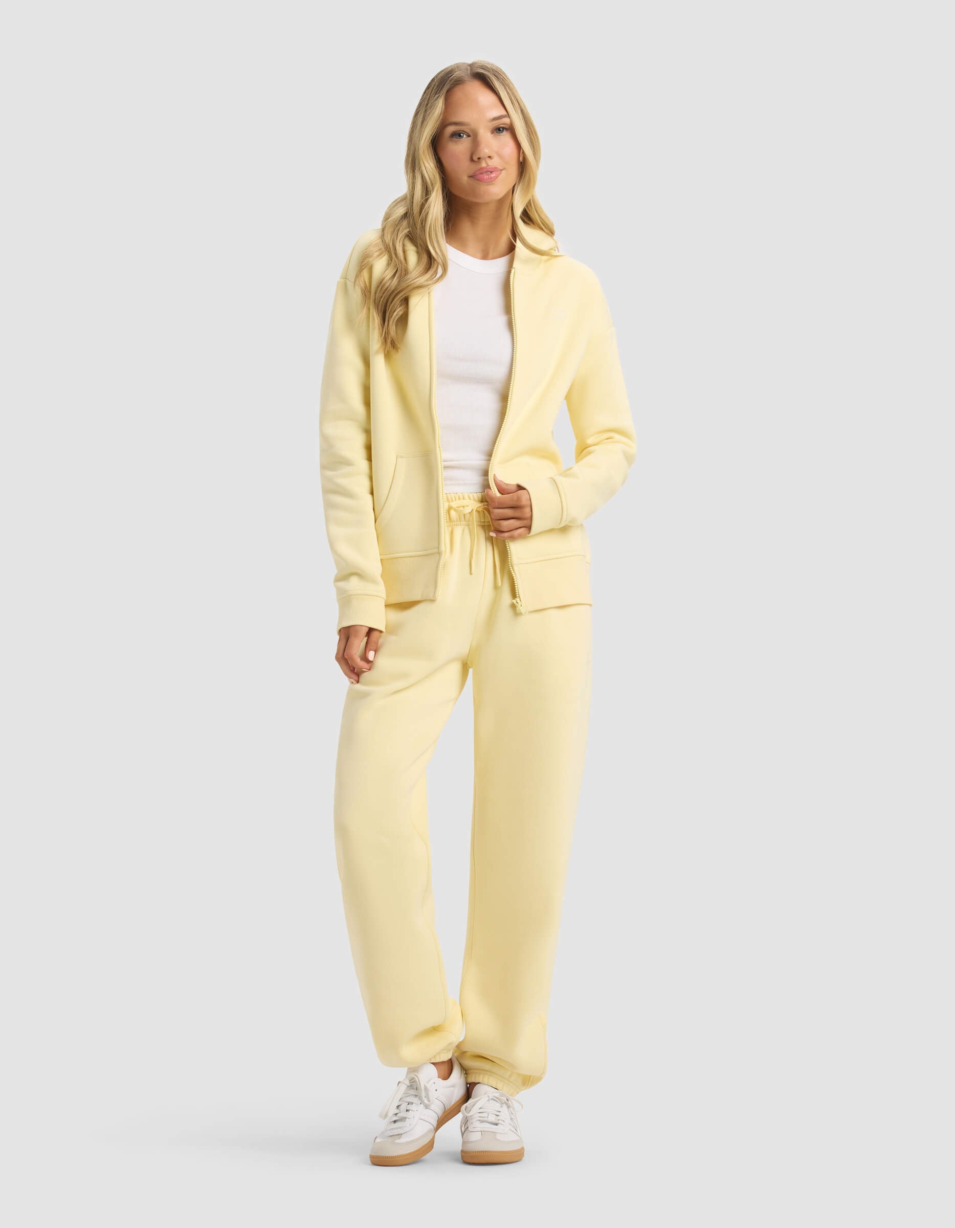 Cozy Earth - Women's CityScape 2.0 Full Zip Hoodie & Sweatpant Set