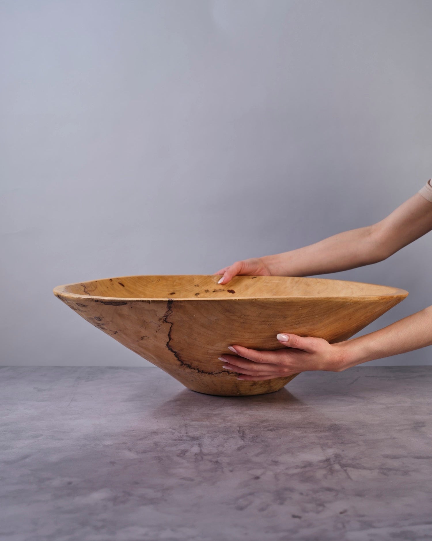 Terra Klay - XXL 24 inch Classic Round Wood Bowl