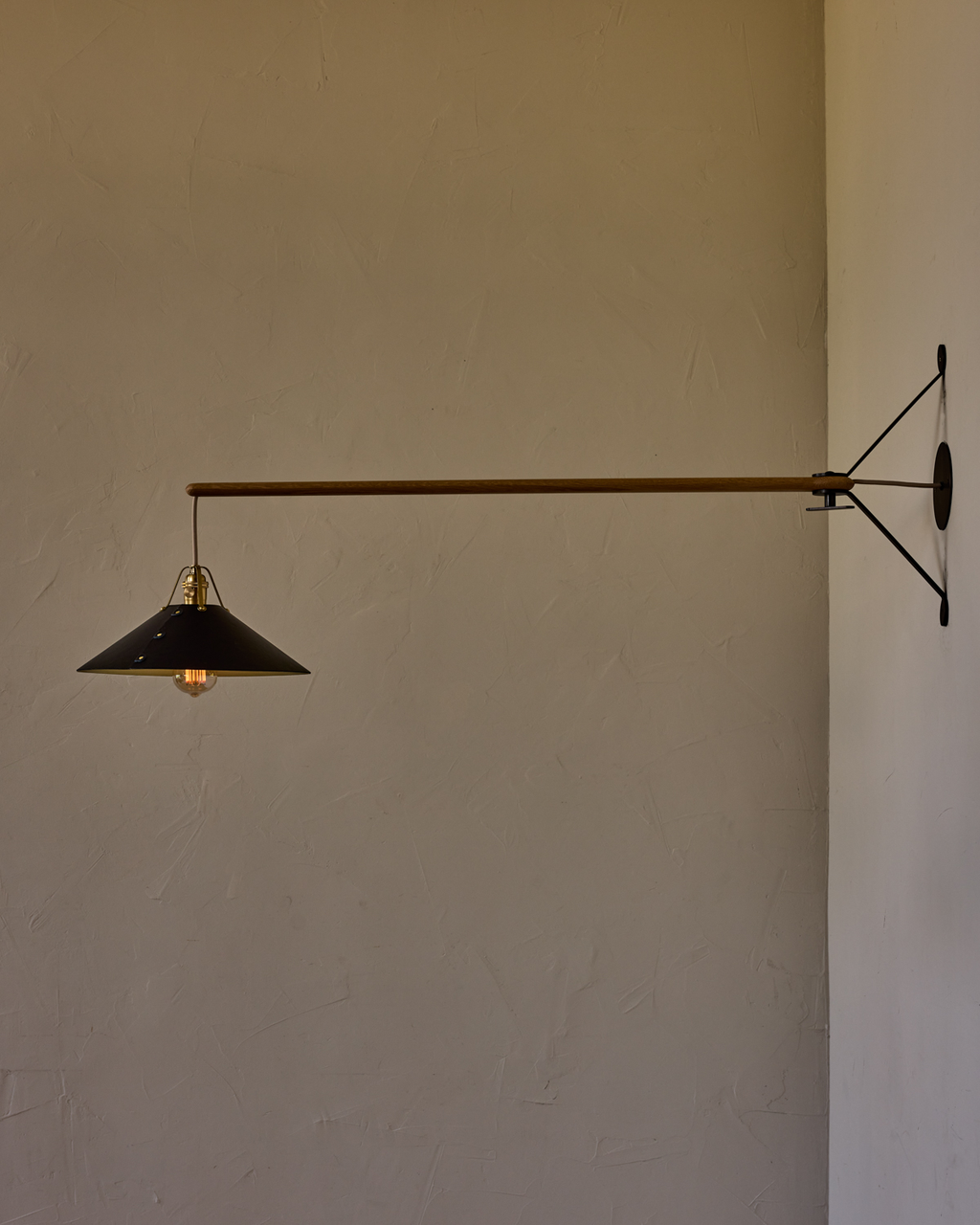 RTO Lighting - YAFFA SWING ARM SCONCE - LARGE