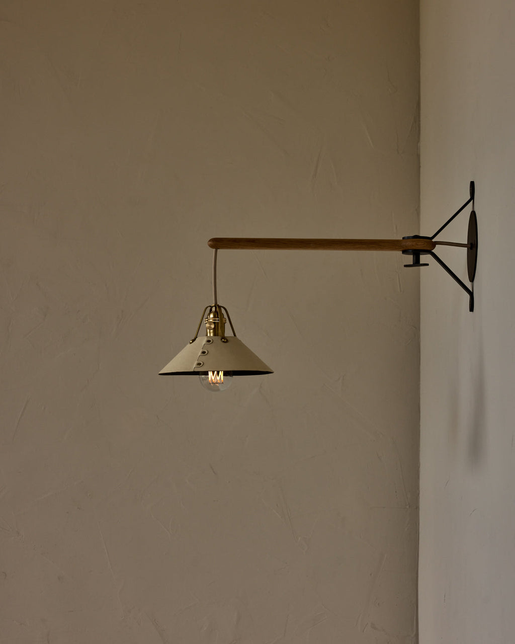 RTO Lighting - YAFFA SWING ARM SCONCE - SMALL
