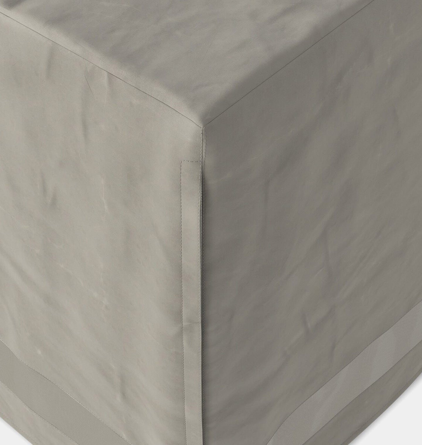 Amber Interiors - Yarrow Weatherproof Outdoor Dining Table Cover