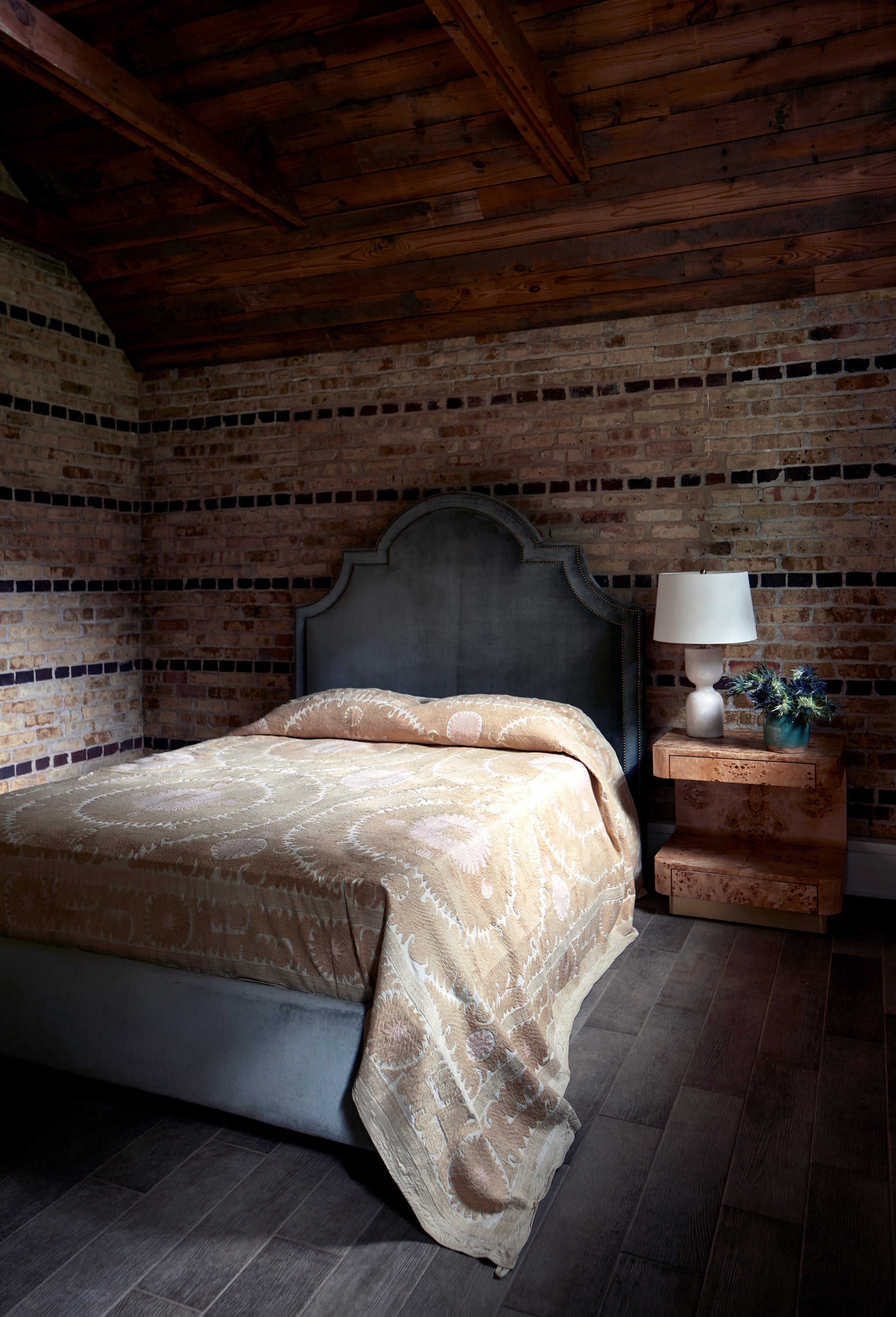 Jayson Home - Alister Queen Bed