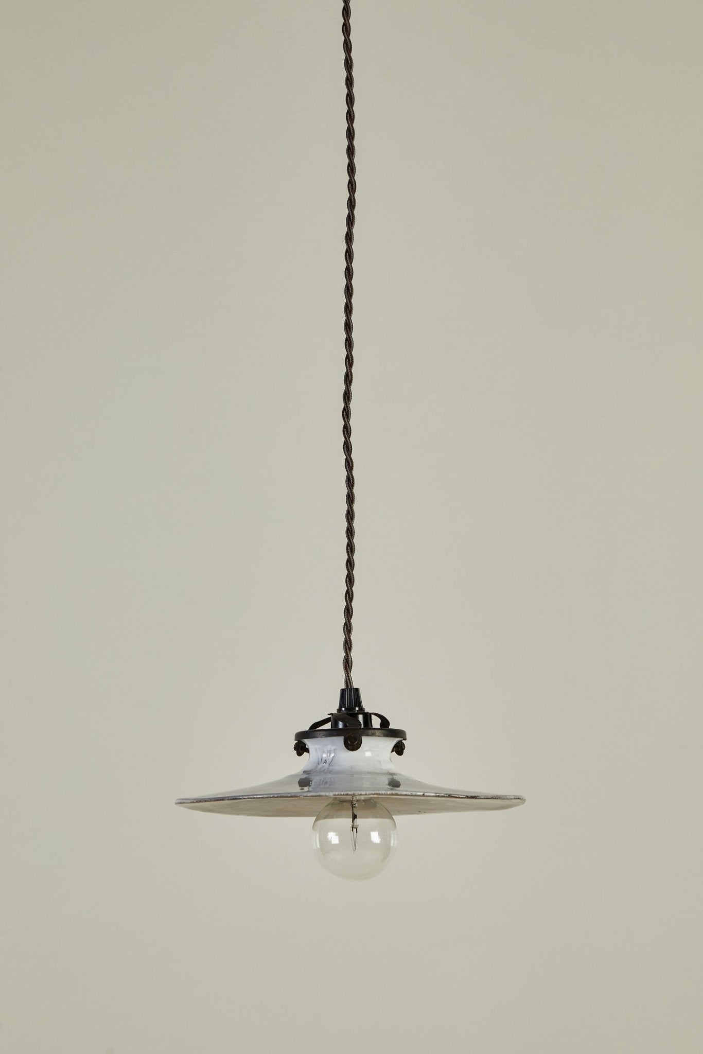 Nicky Kehoe - Rien Pendant Light