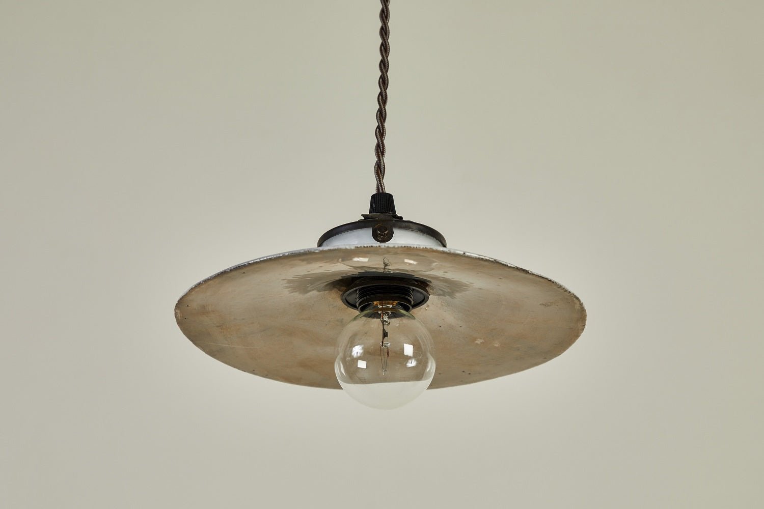 Nicky Kehoe - Rien Pendant Light