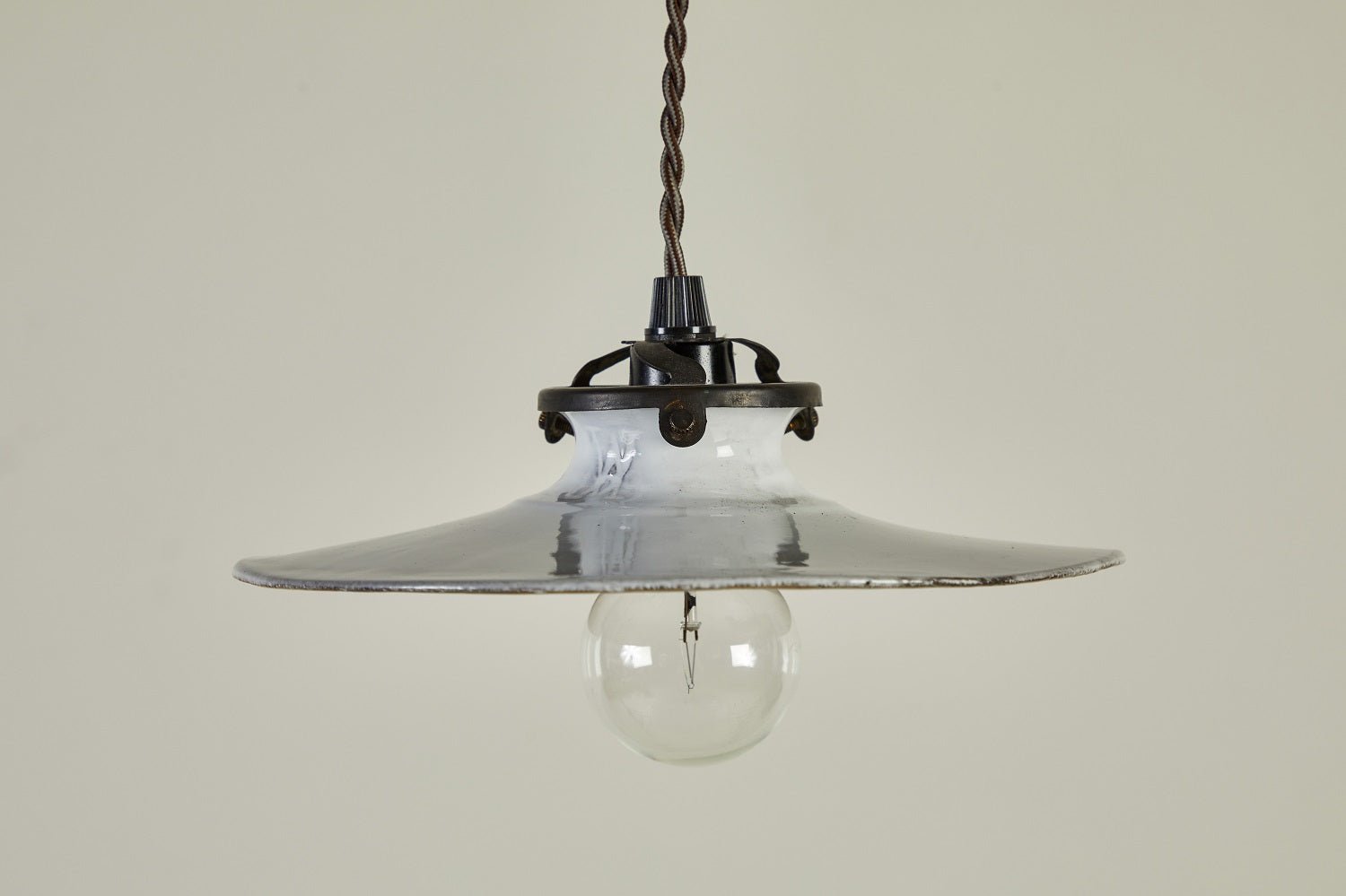 Nicky Kehoe - Rien Pendant Light