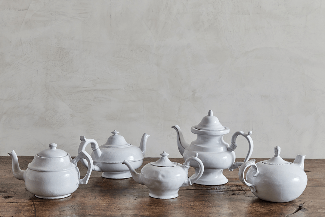 Nicky Kehoe - Small Sobre Teapot