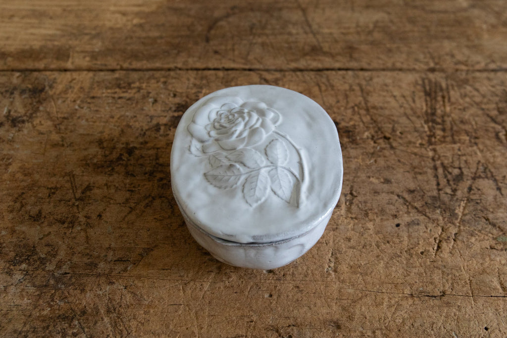 Nicky Kehoe - Setsuko Rose Box with Lid