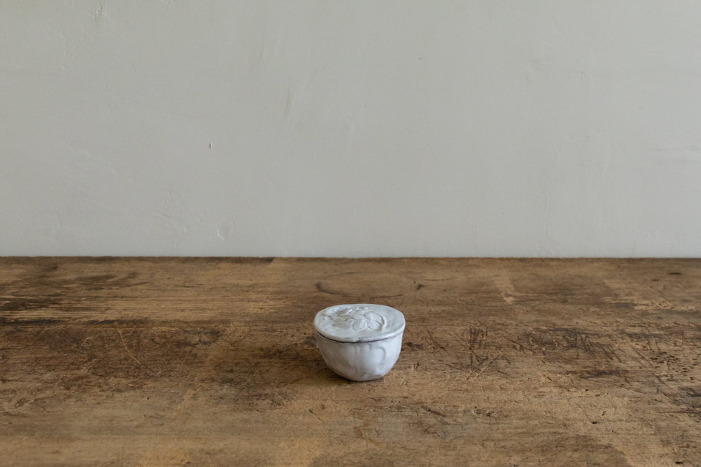 Nicky Kehoe - Setsuko Rose Box with Lid