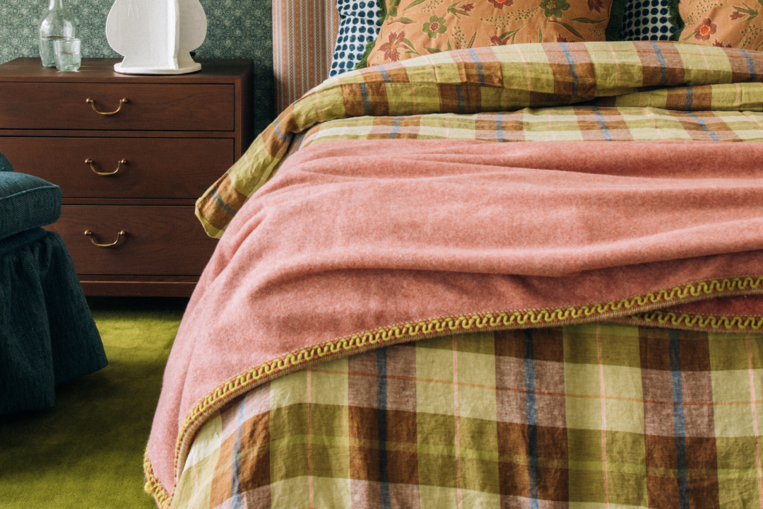Nicky Kehoe - Italian Bamboo Throw in Guava