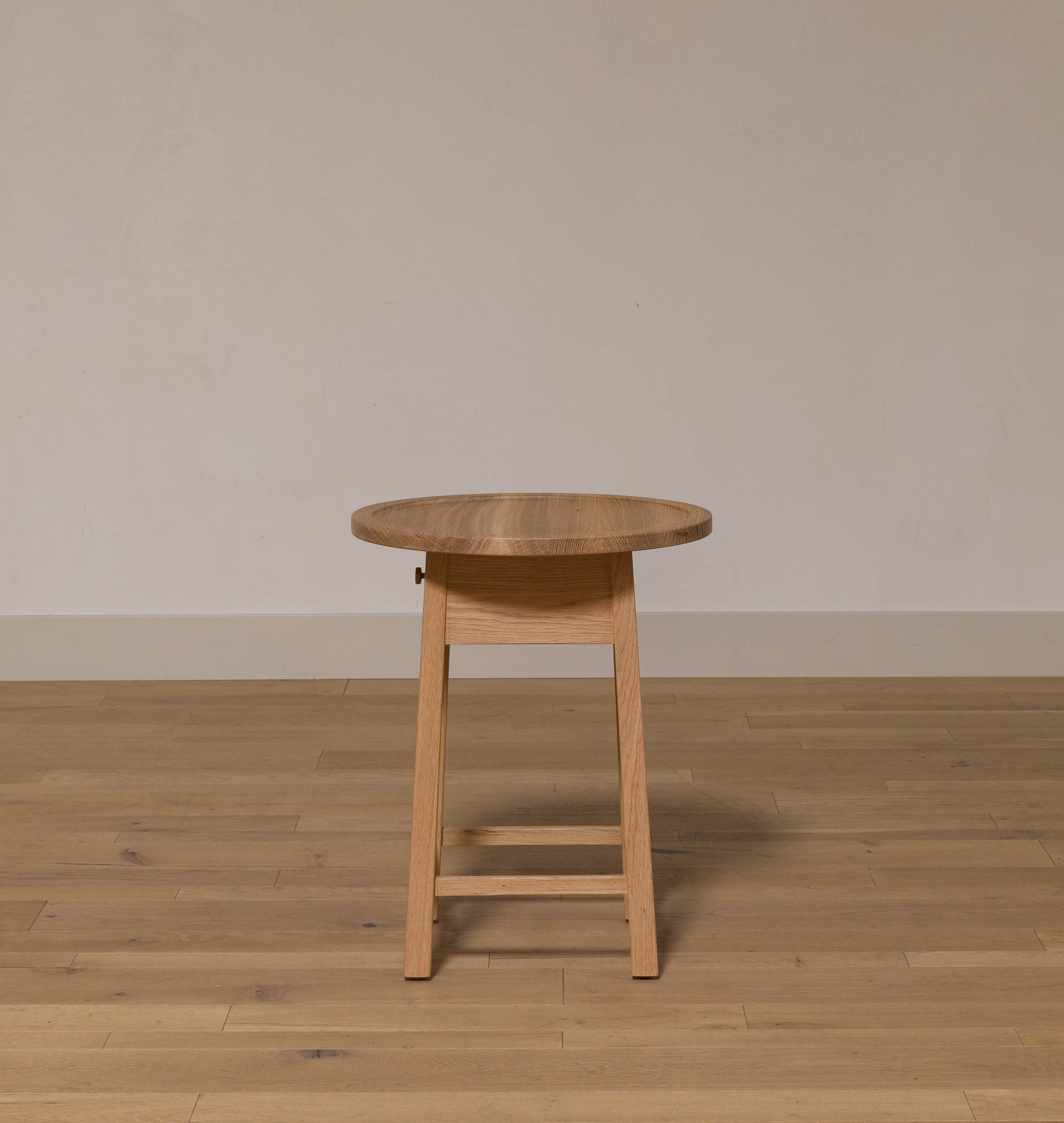 Amber Interiors - Cat Side Table