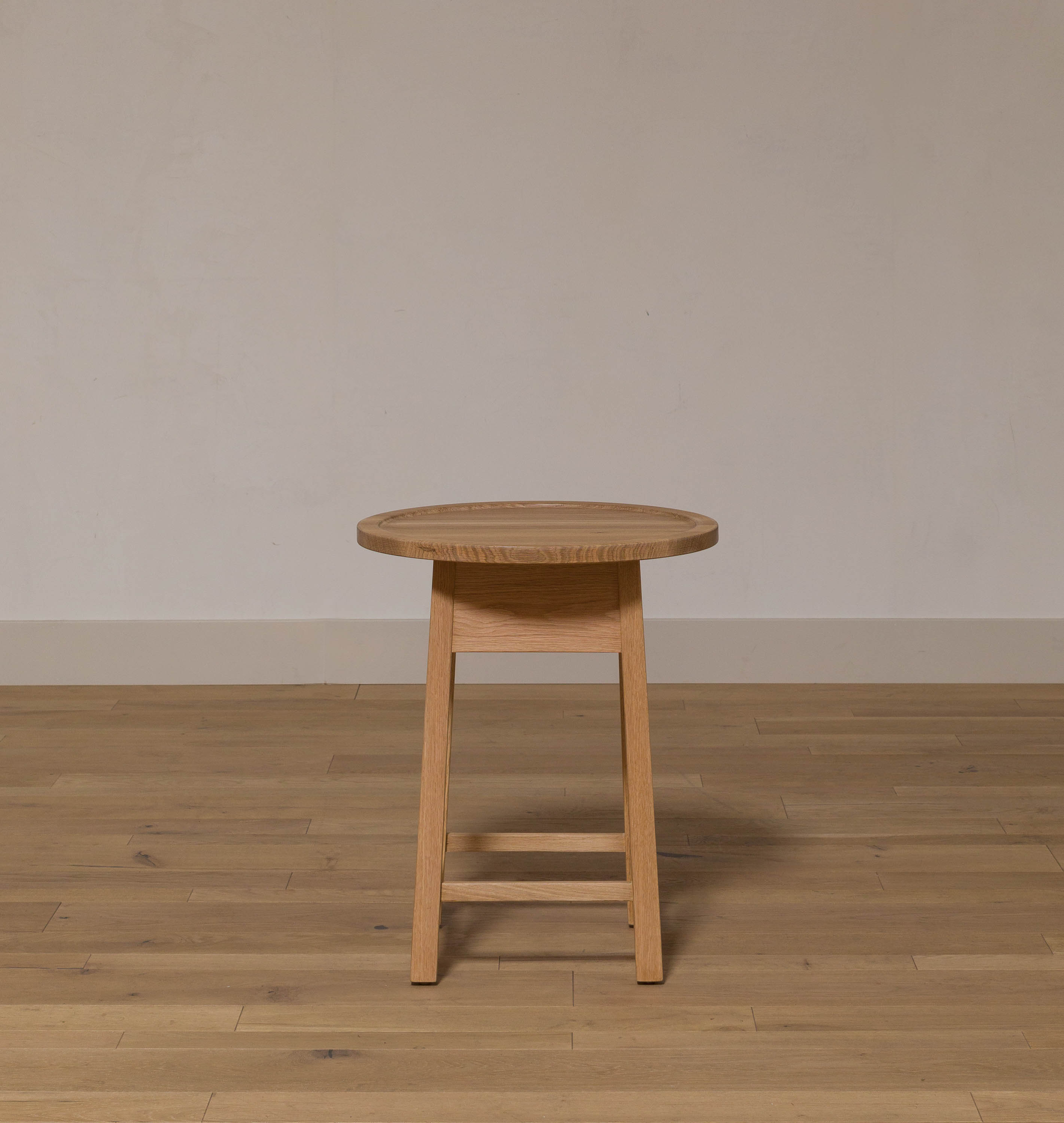 Amber Interiors - Cat Side Table
