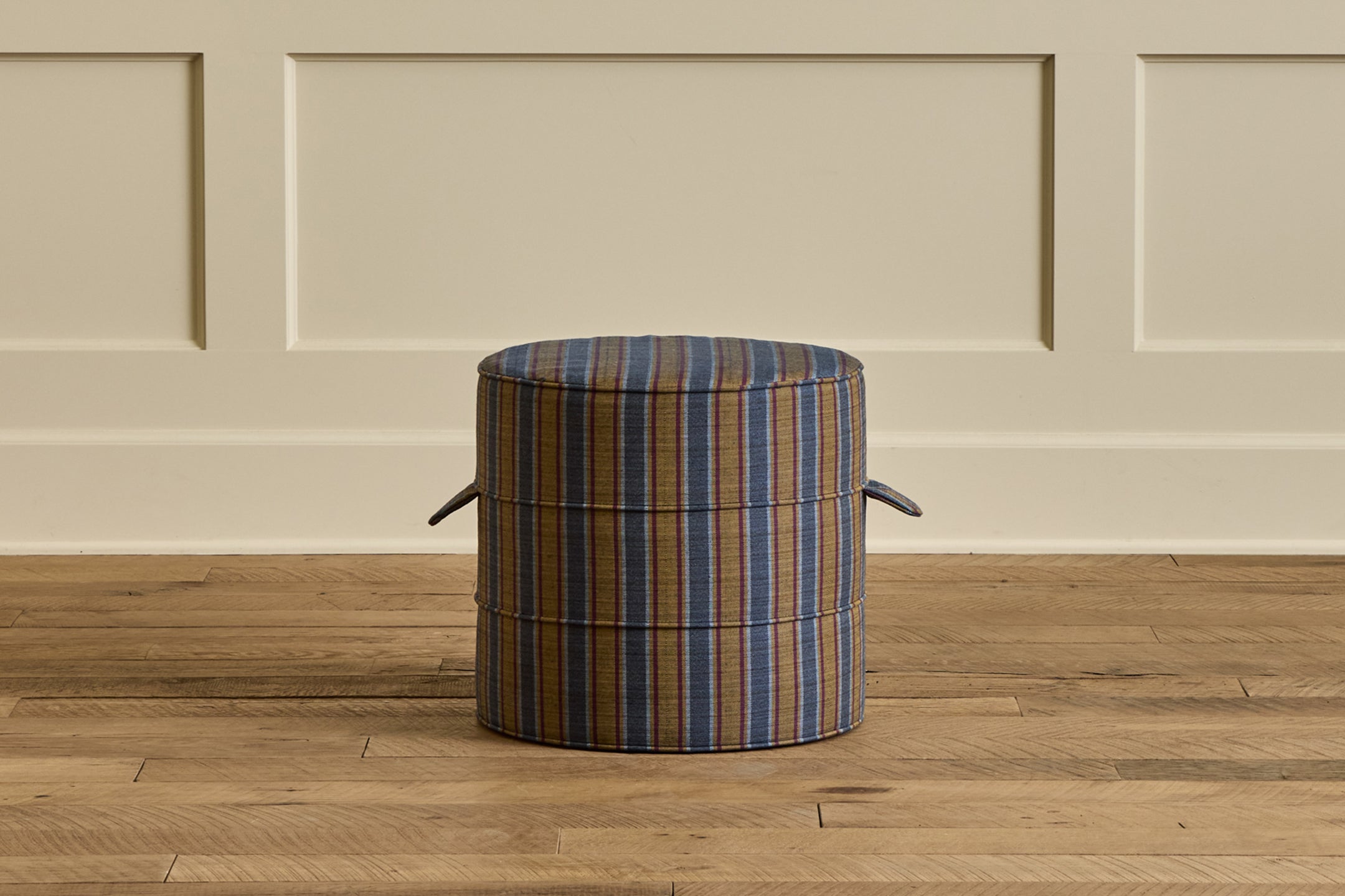 Nicky Kehoe - Round Hassock, 17"