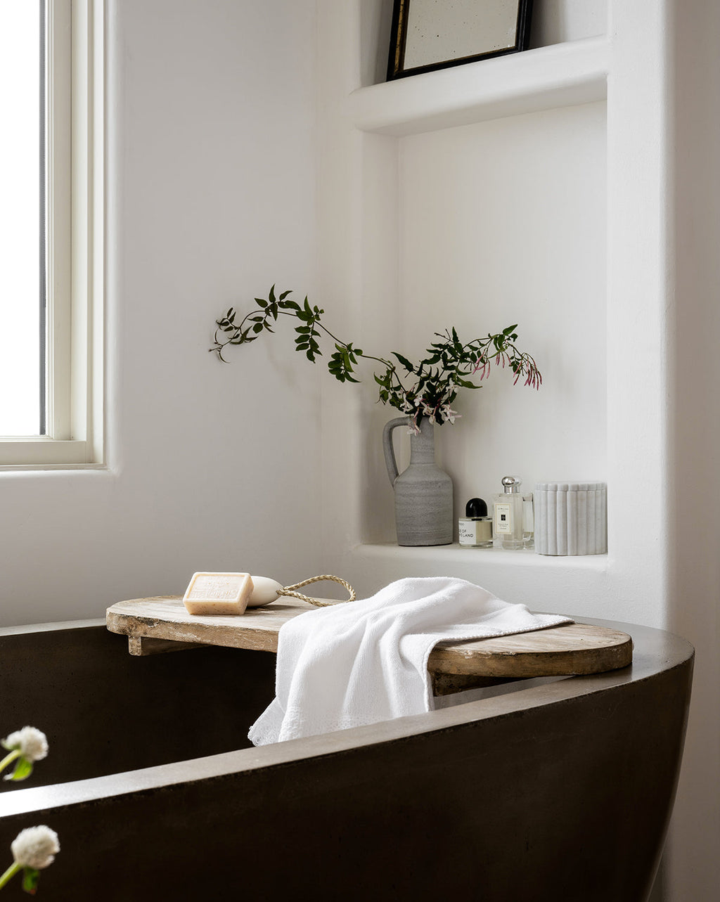 McGee & Co - Rounded Edge Bath Caddy
