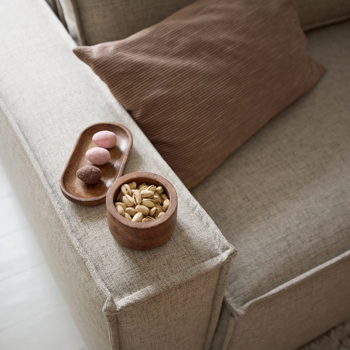 Urban Natural - Newilla Sleeper Sectional with Standard Arms