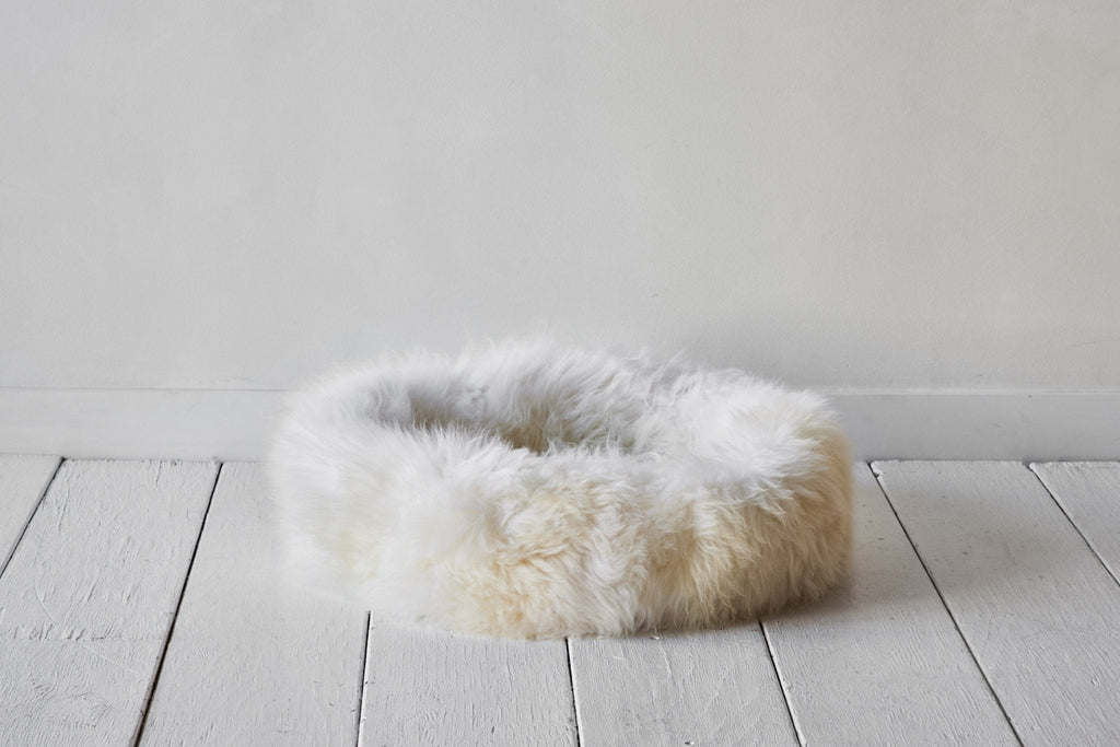 Nicky Kehoe - Irish Sheep Wool Pet Bed (Multiple Sizes)