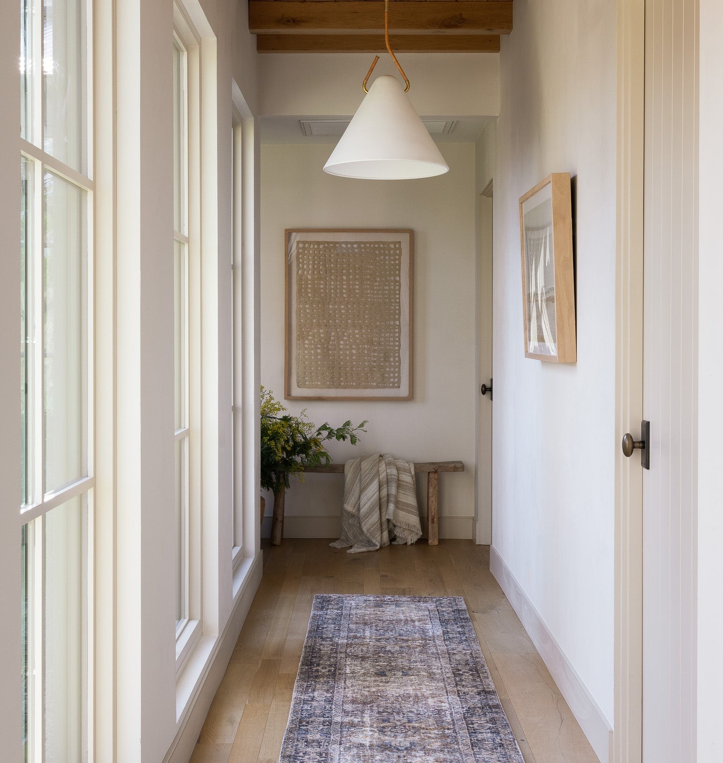 Amber Interiors - Unanimity II