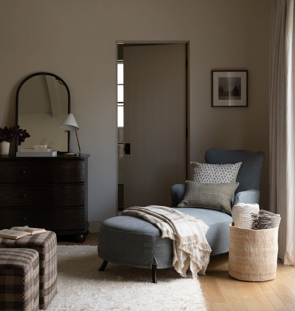 Amber Interiors - Bell Chaise