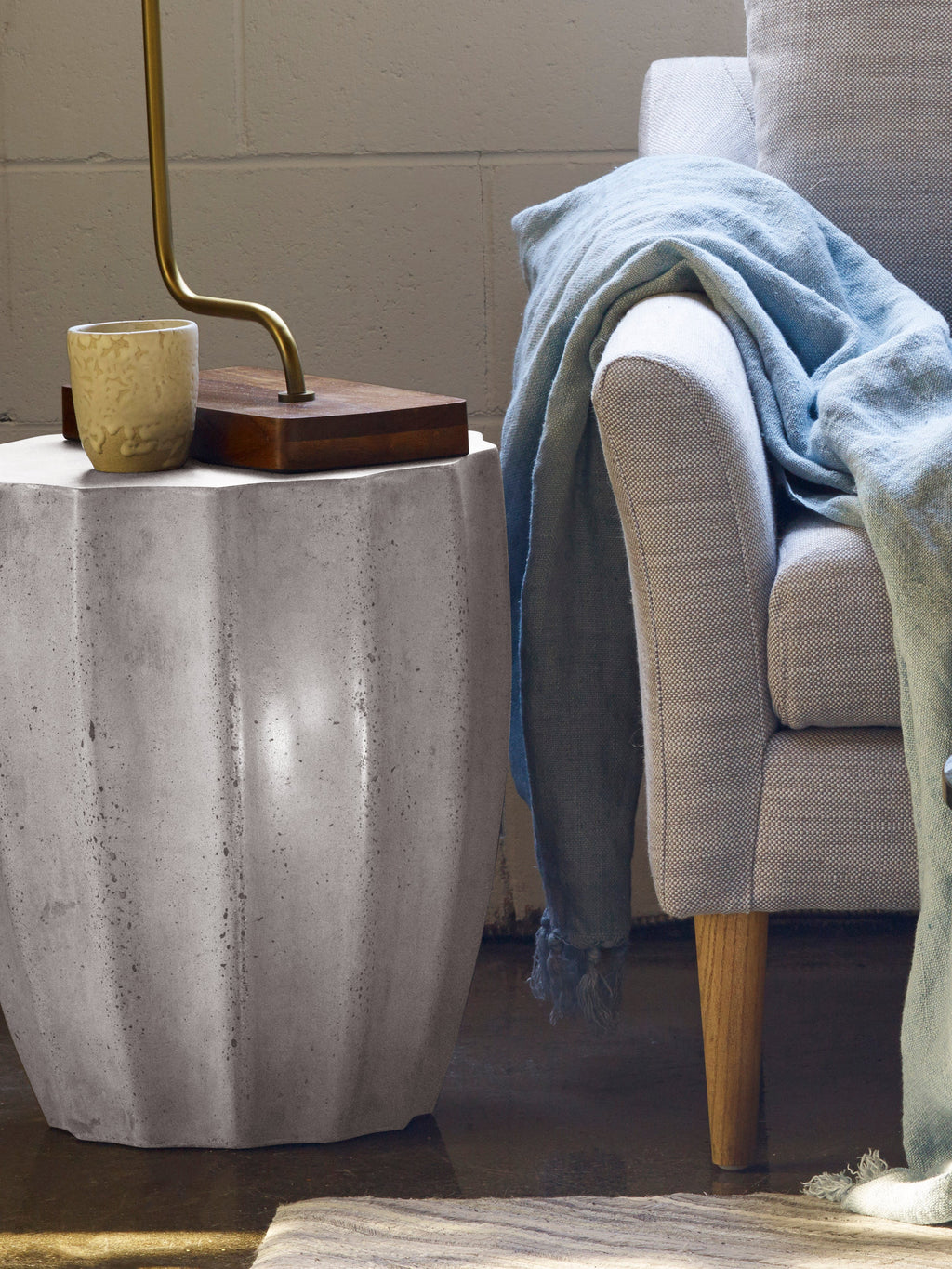Lulu and Georgia - Kalake Indoor / Outdoor Stool