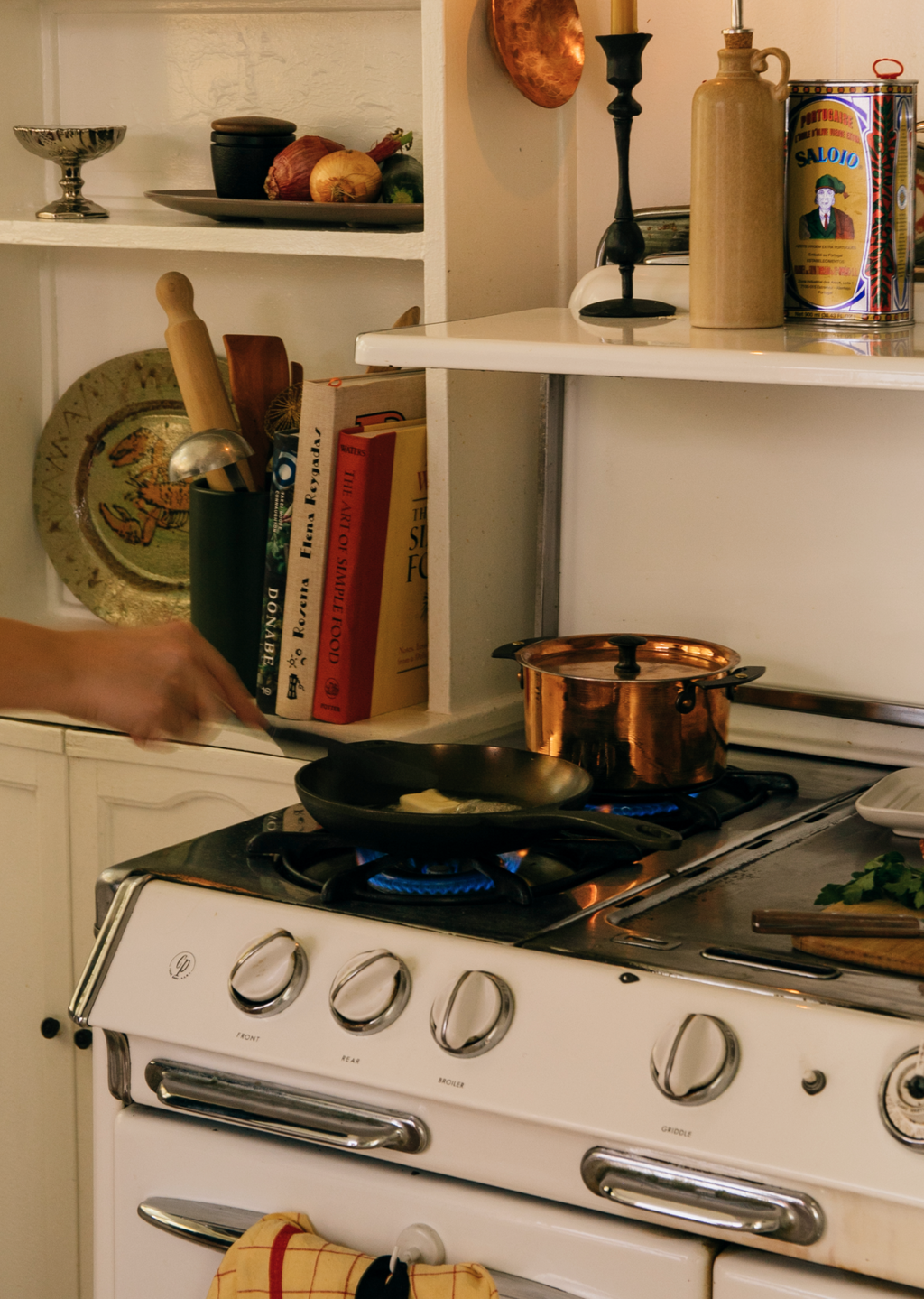 Nicky Kehoe - Carbon Steel Farmhouse Skillet