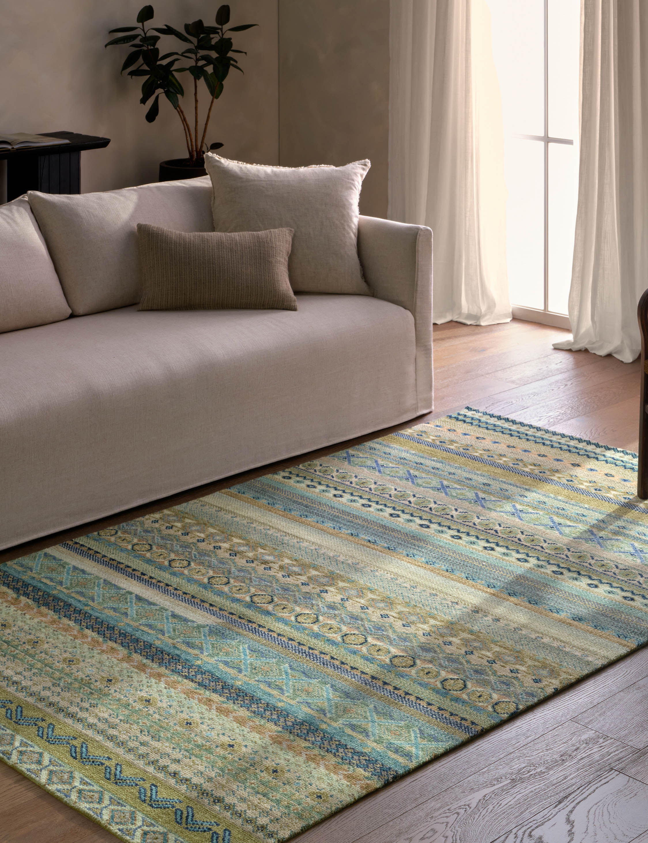 Lulu and Georgia - Sufyan Hand - Knotted Wool Rug