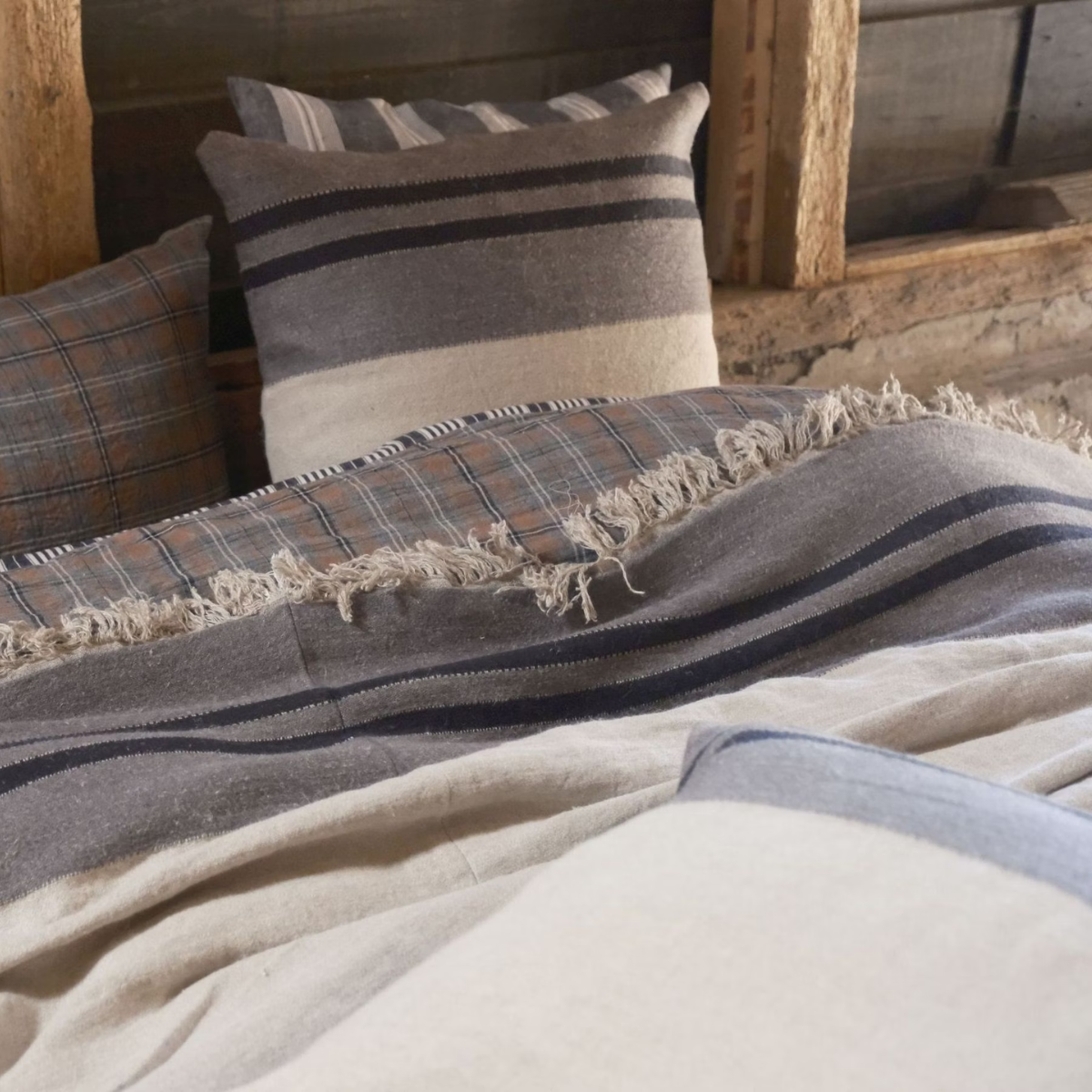Urban Natural - Black House Stripe Coverlet