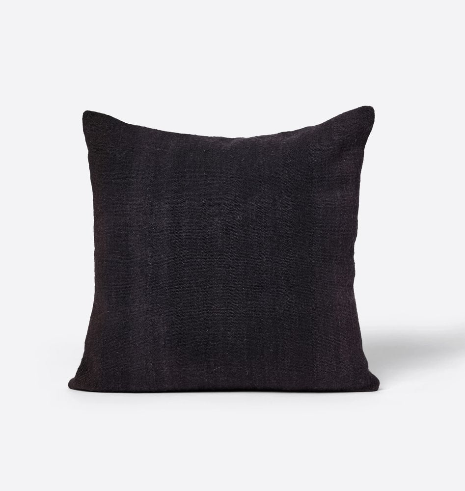 Amber Interiors - Clifton Vintage Pillow 22" x 22"