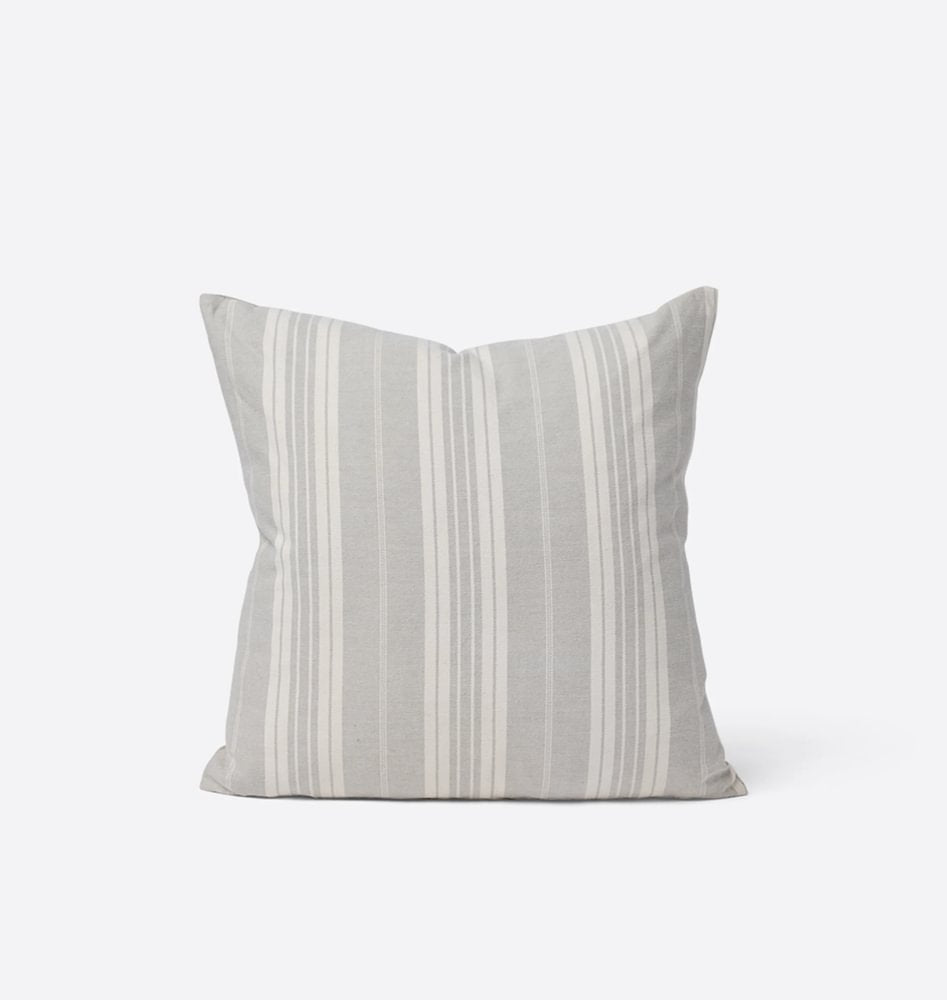 Amber Interiors - Quilla Vintage Pillow 19" x 19.5"