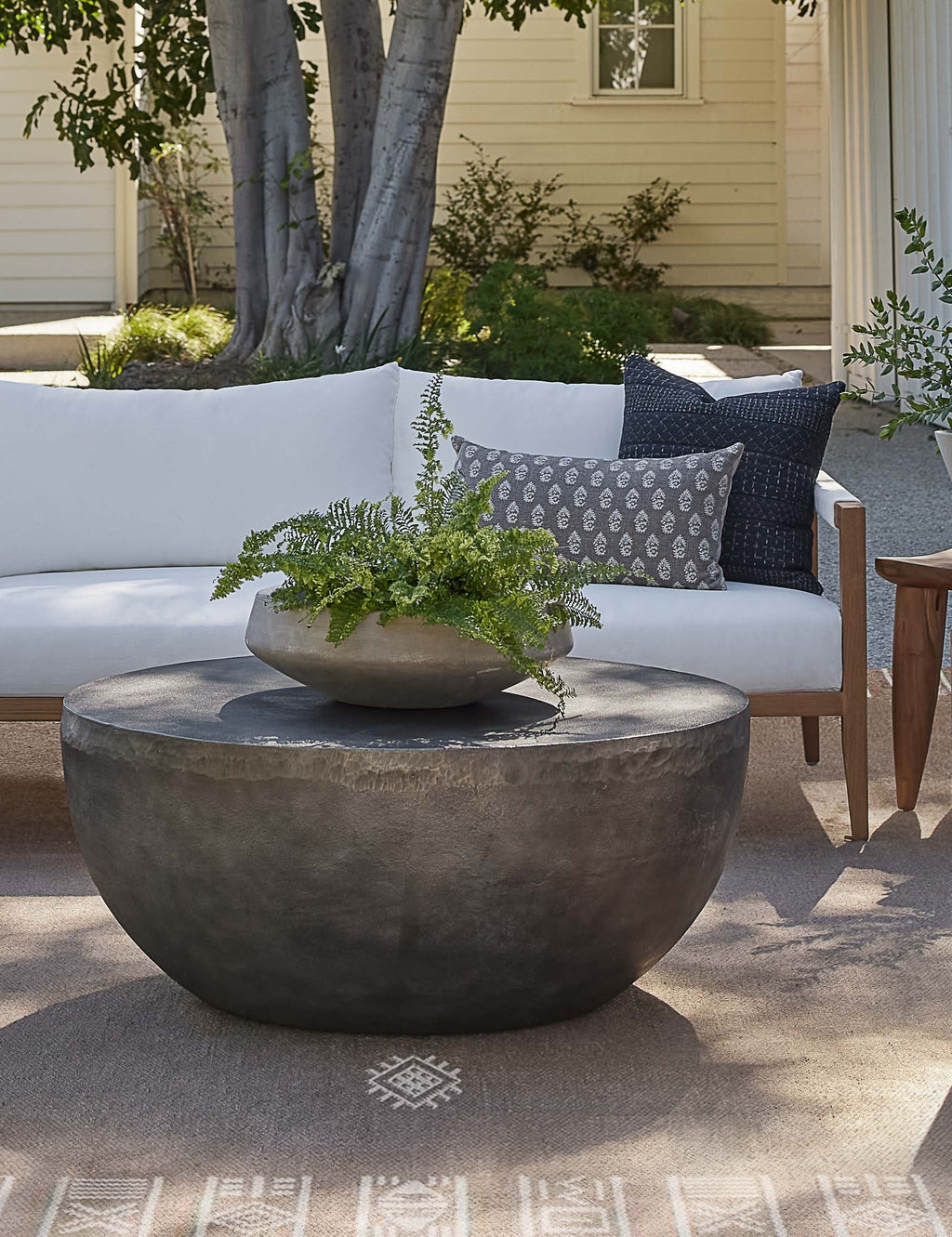Lulu and Georgia - Ohana Indoor / Outdoor Round Coffee Table