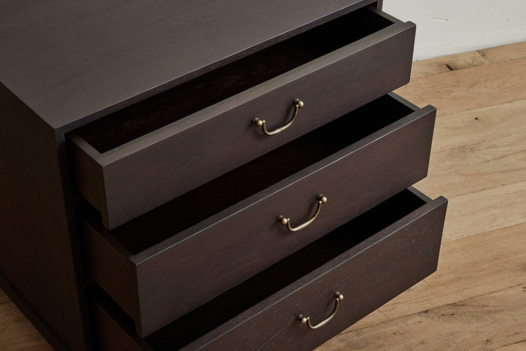 Nicky Kehoe - Campaign Chest, 28"