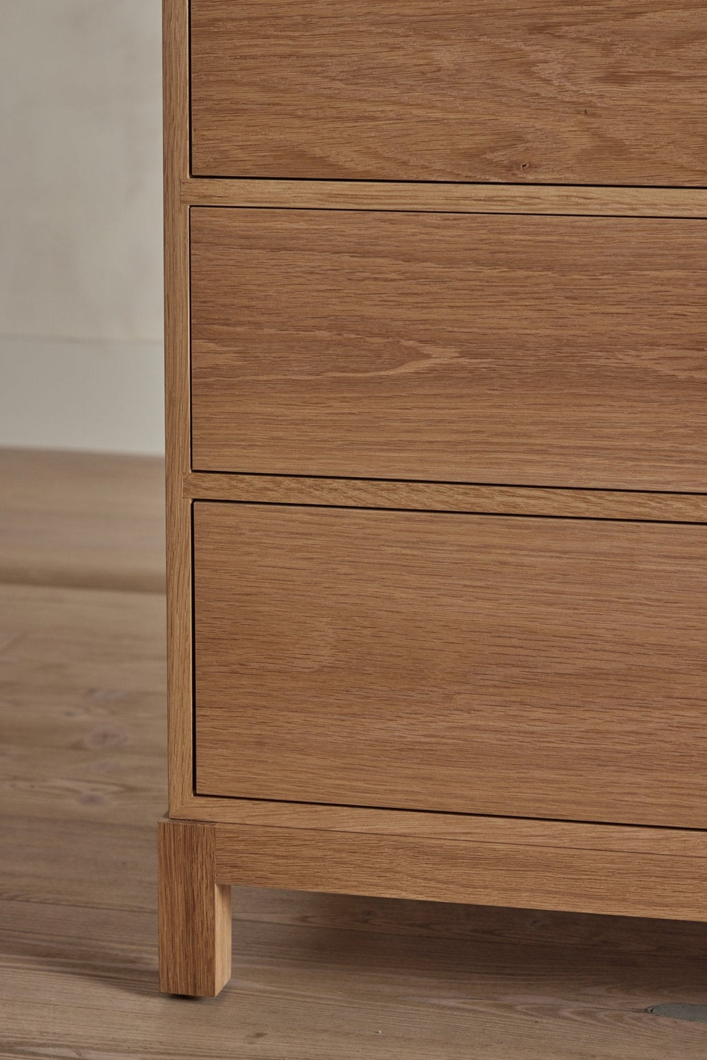 Nicky Kehoe - Campaign Chest, 36"