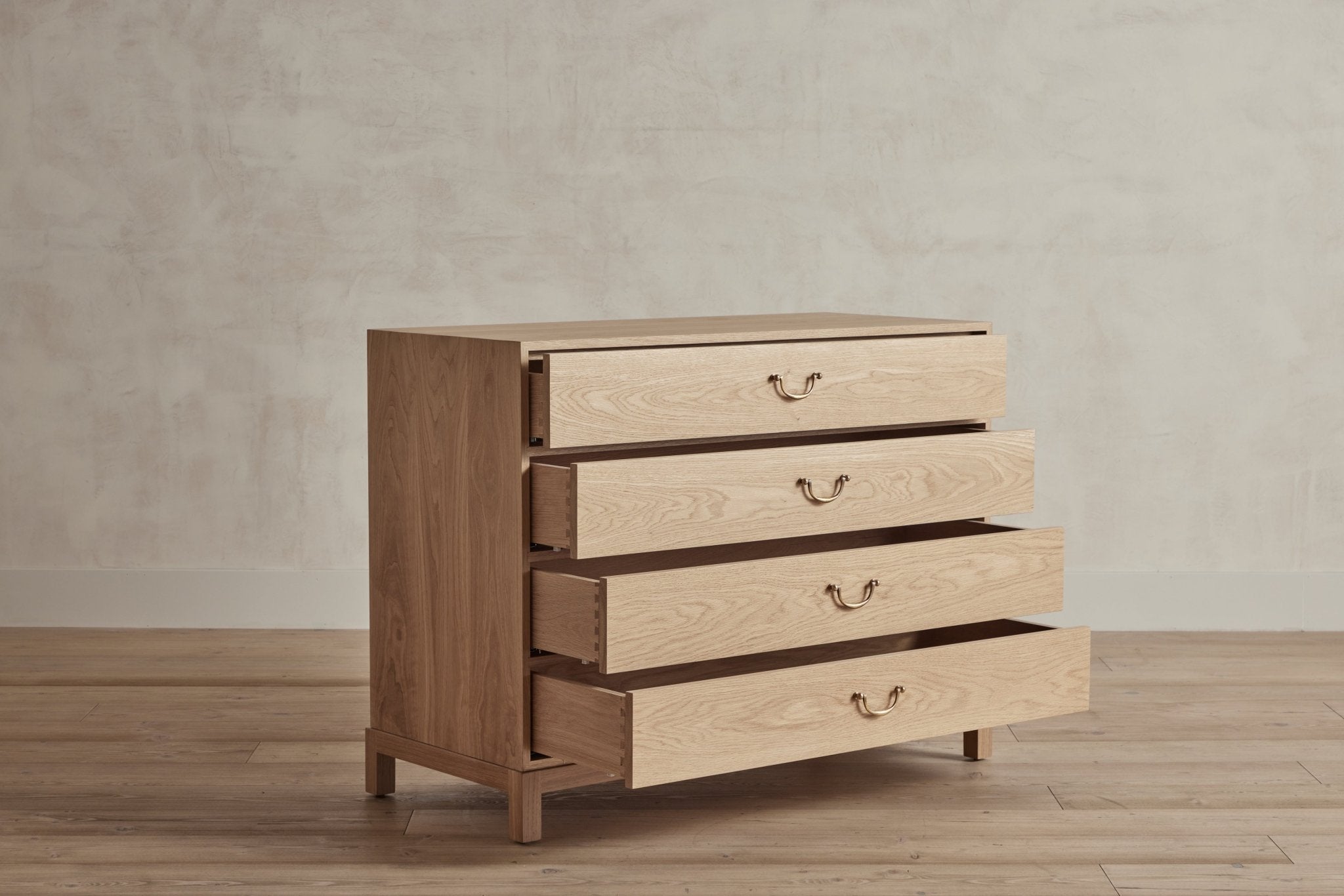 Nicky Kehoe - Campaign Dresser