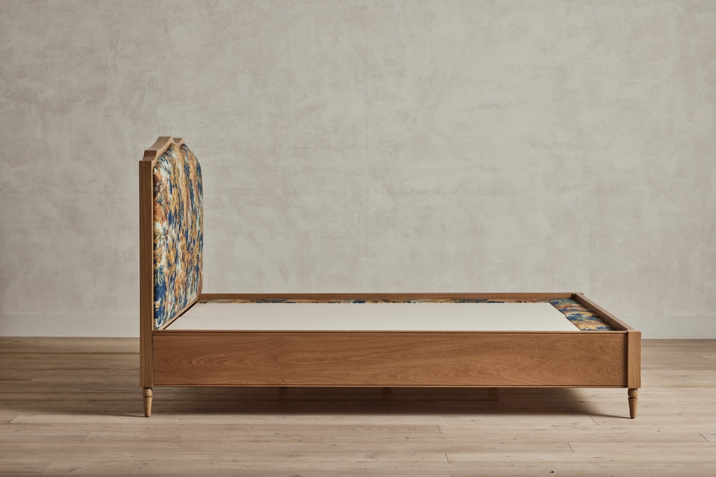 Nicky Kehoe - Curved Bed